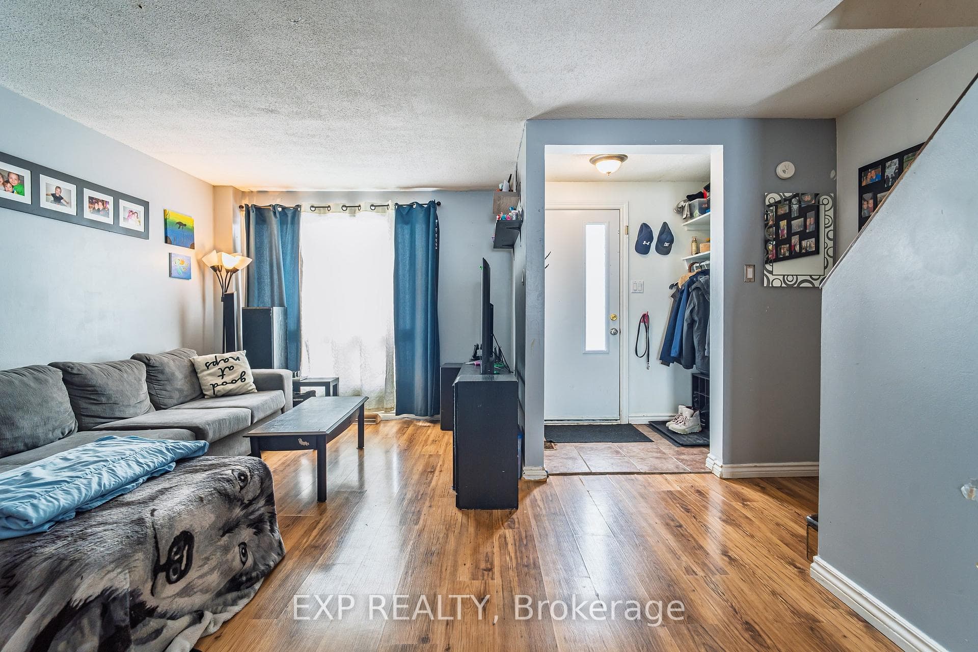 1281 Bethamy Lane photo 5