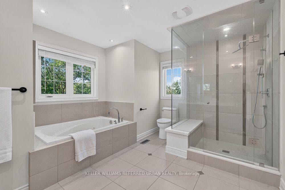 233 Finch Avenue photo 35