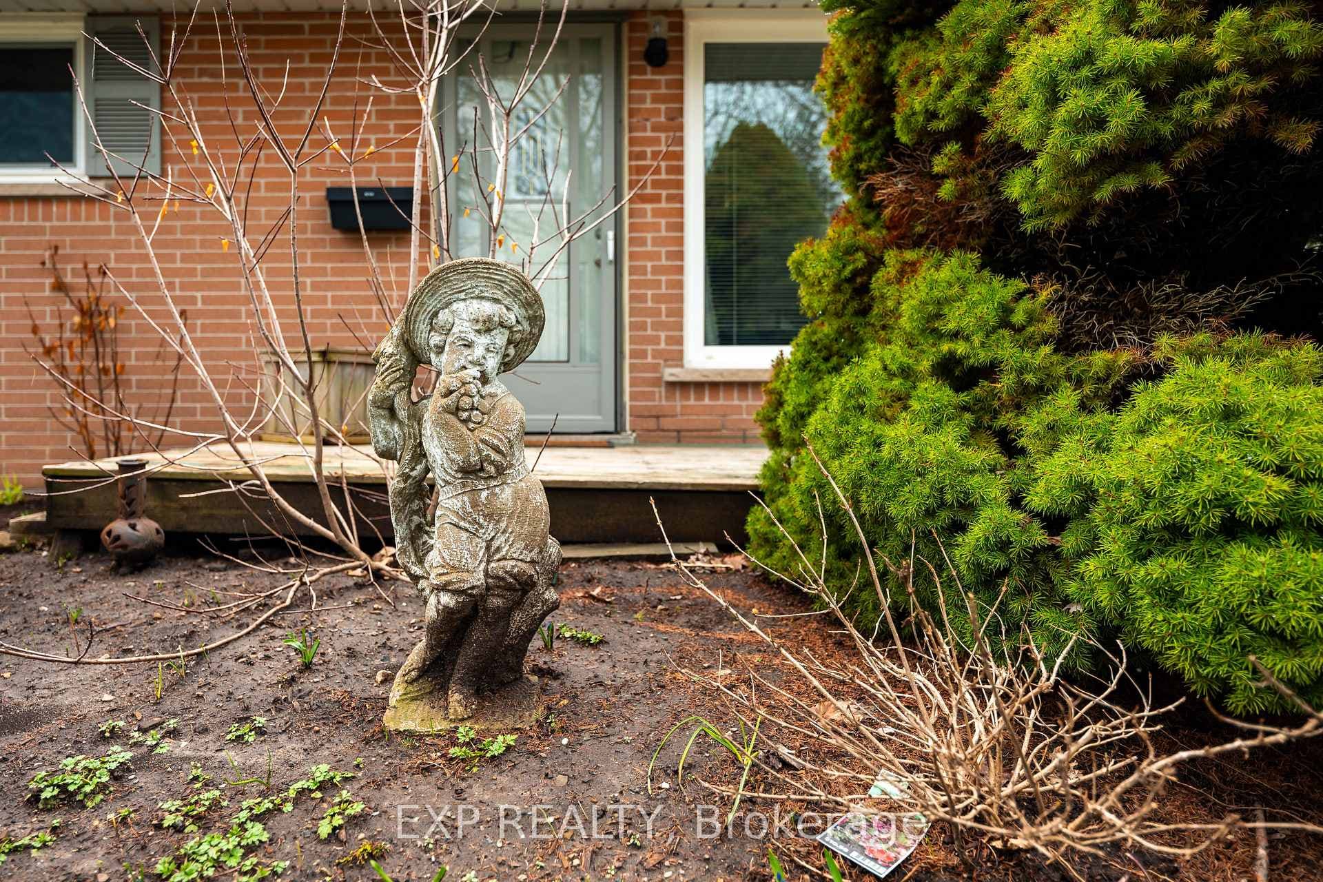 66 Bythia Street photo 43