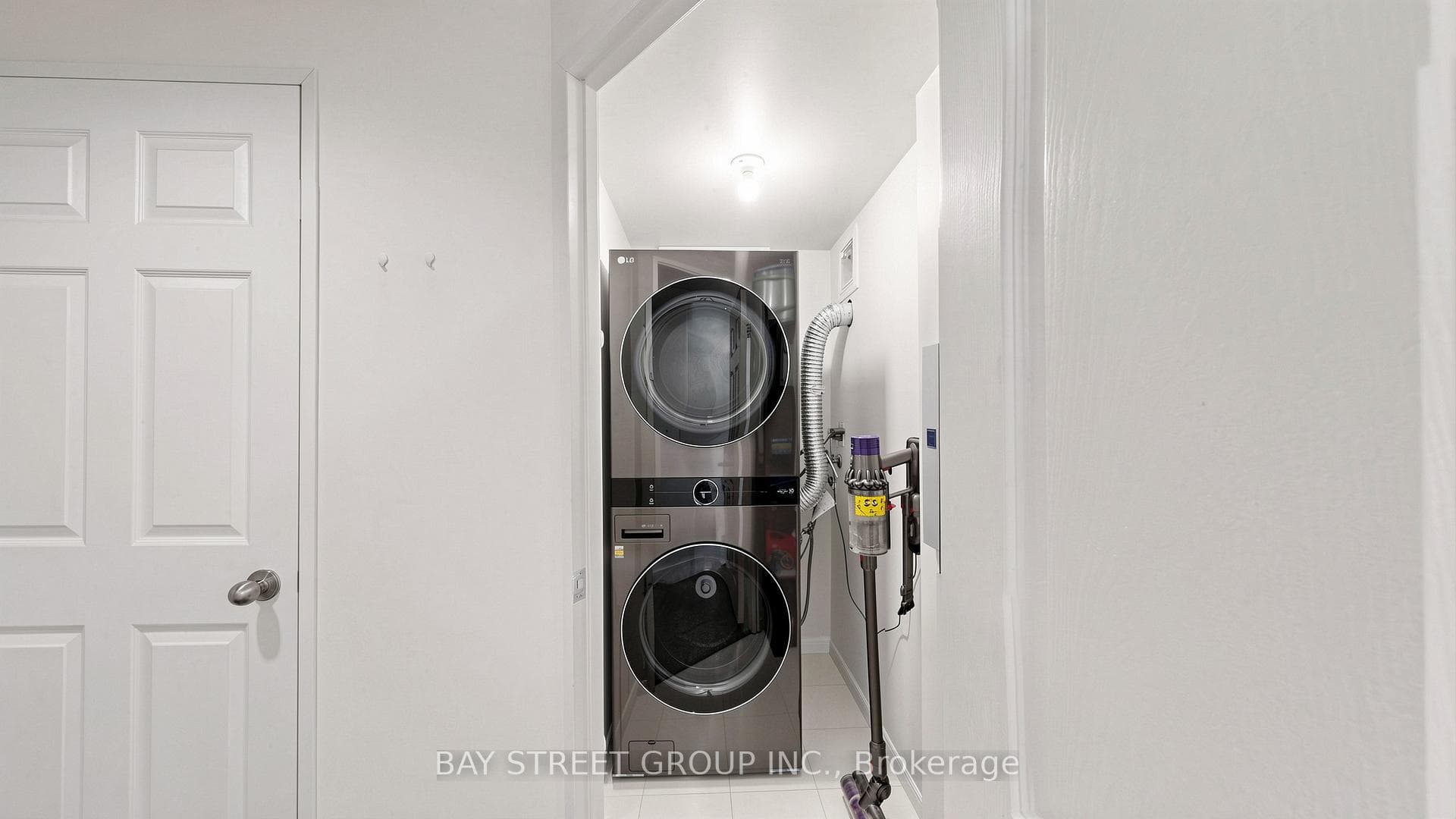 7 Bishop Avenue Unit 1416 photo 27