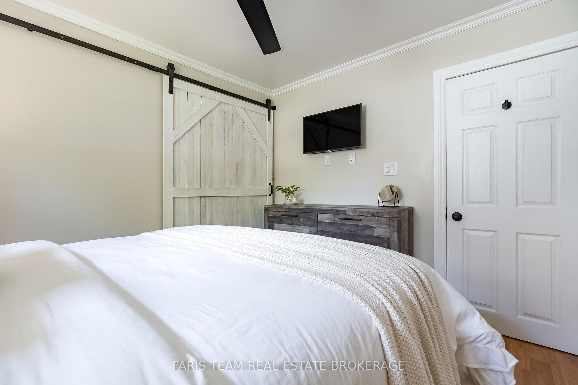 2721 Cumberland Road photo 12