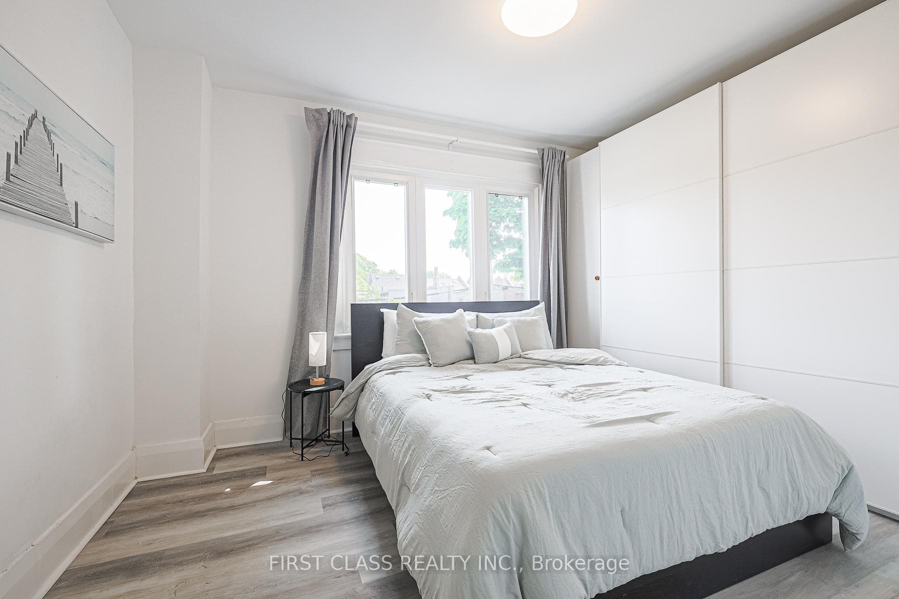53 Aldridge Avenue photo 13