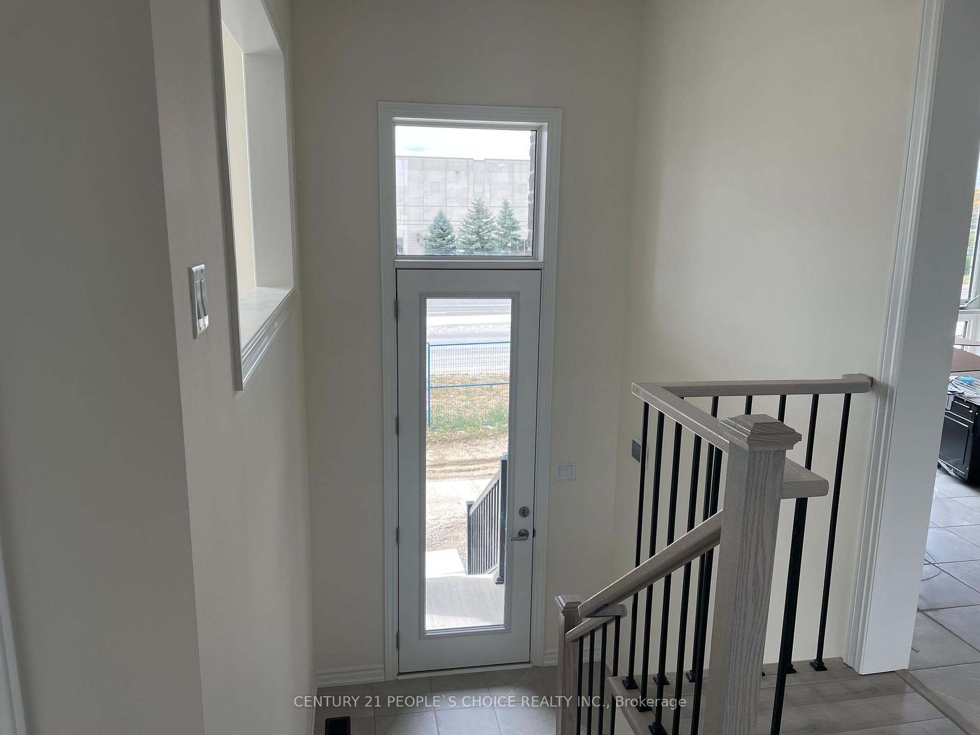 32 Purple Sage Drive photo 4