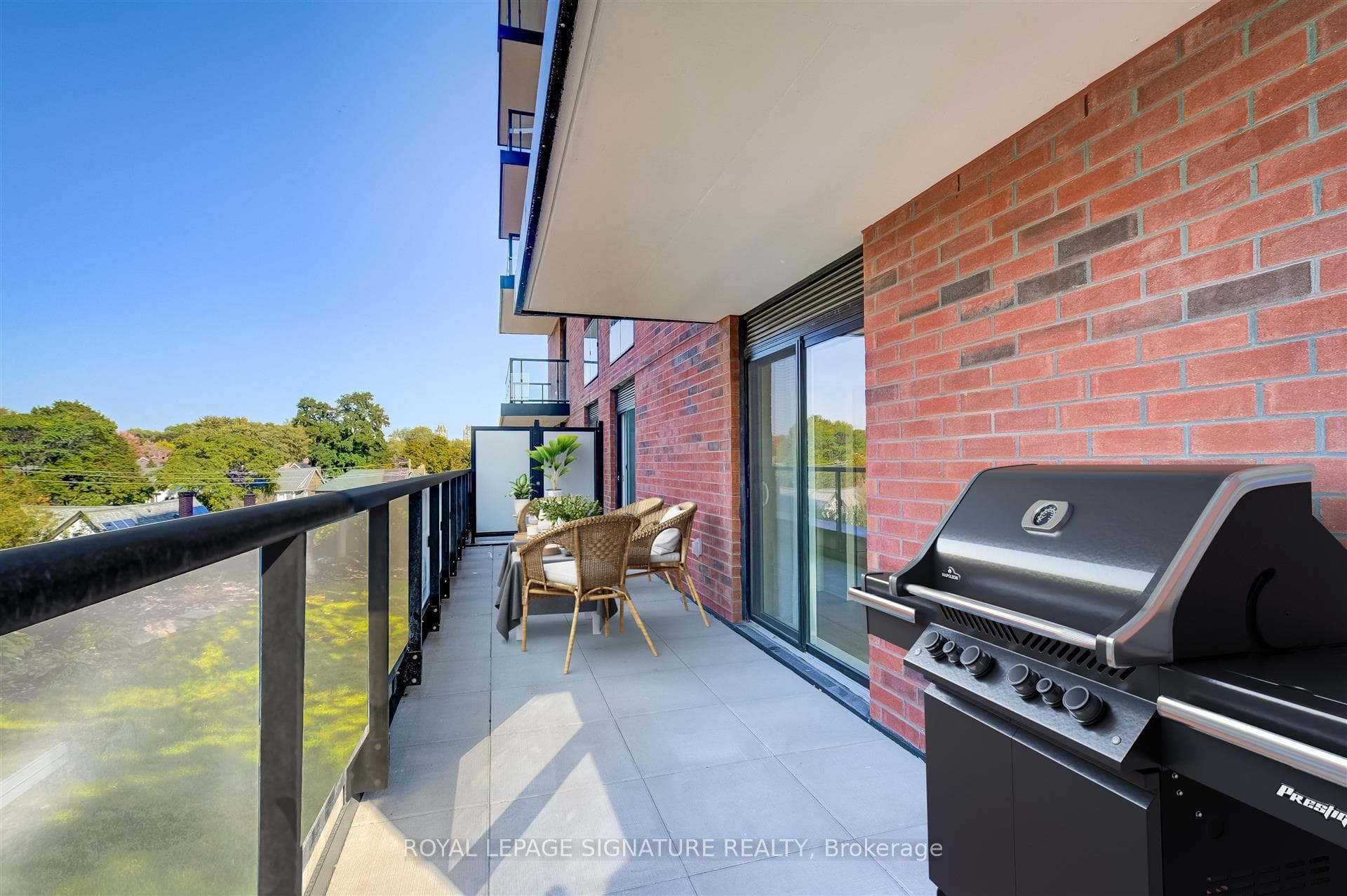 185 Alberta Avenue Unit 501 photo 16