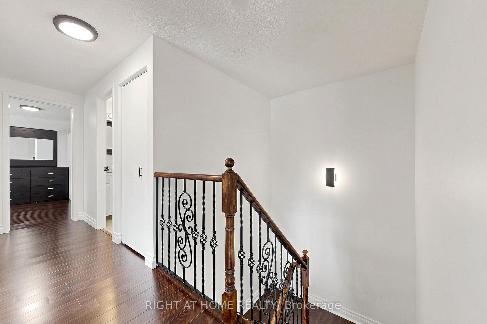 80 Lillooet Crescent photo 18