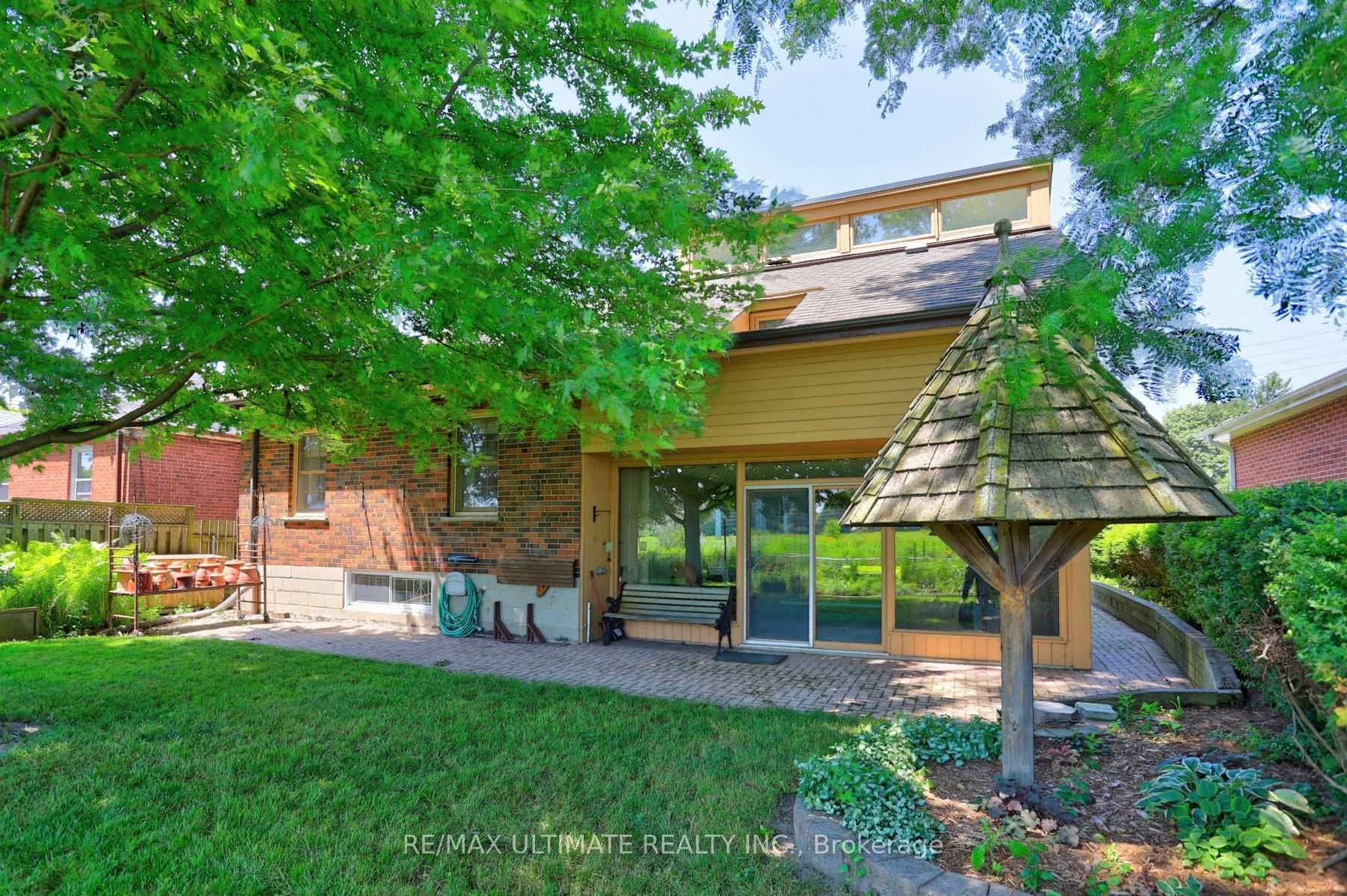 81 Flora Drive photo 50