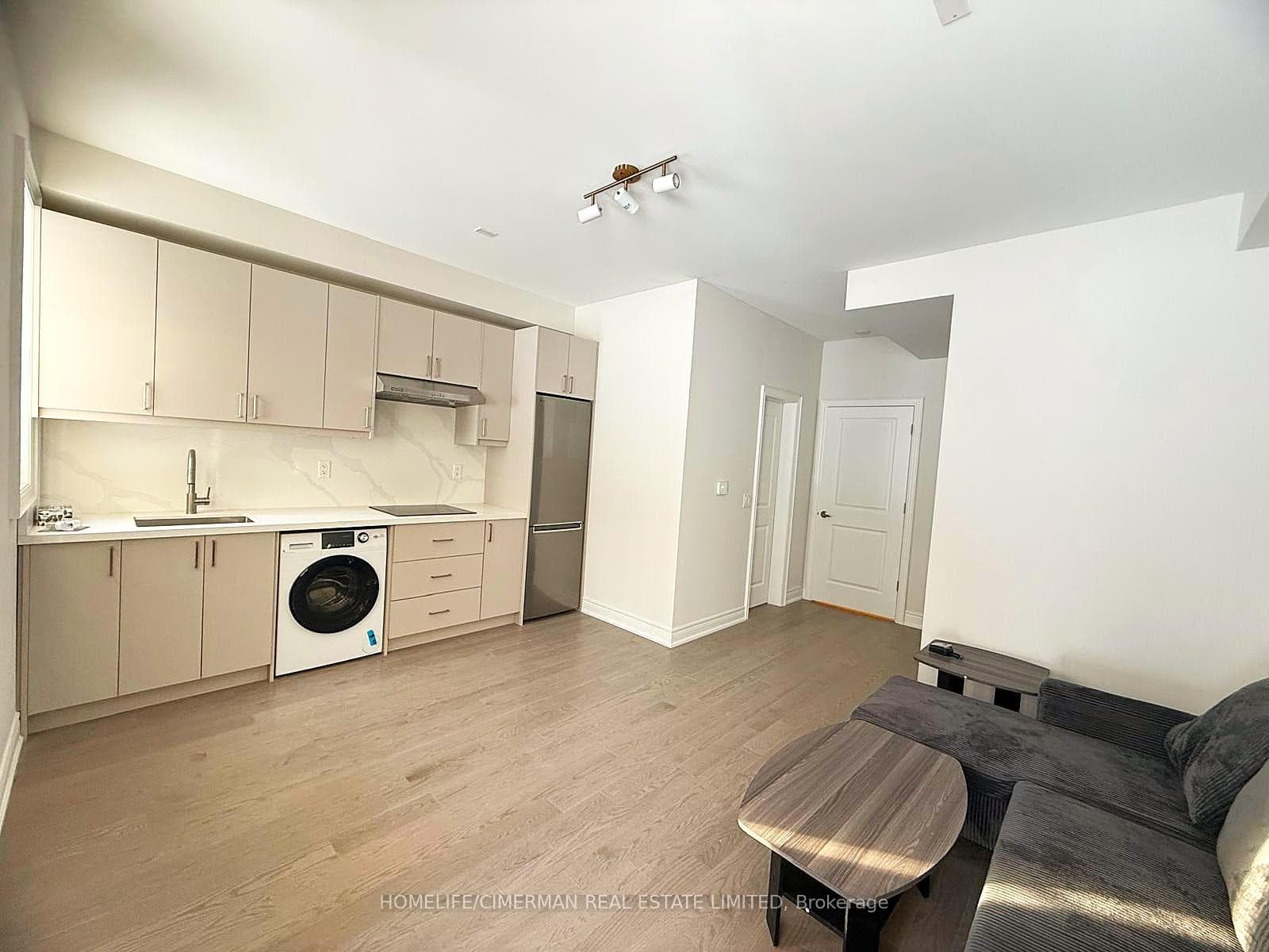 45 Donnacona Drive Unit Main Flr photo 2