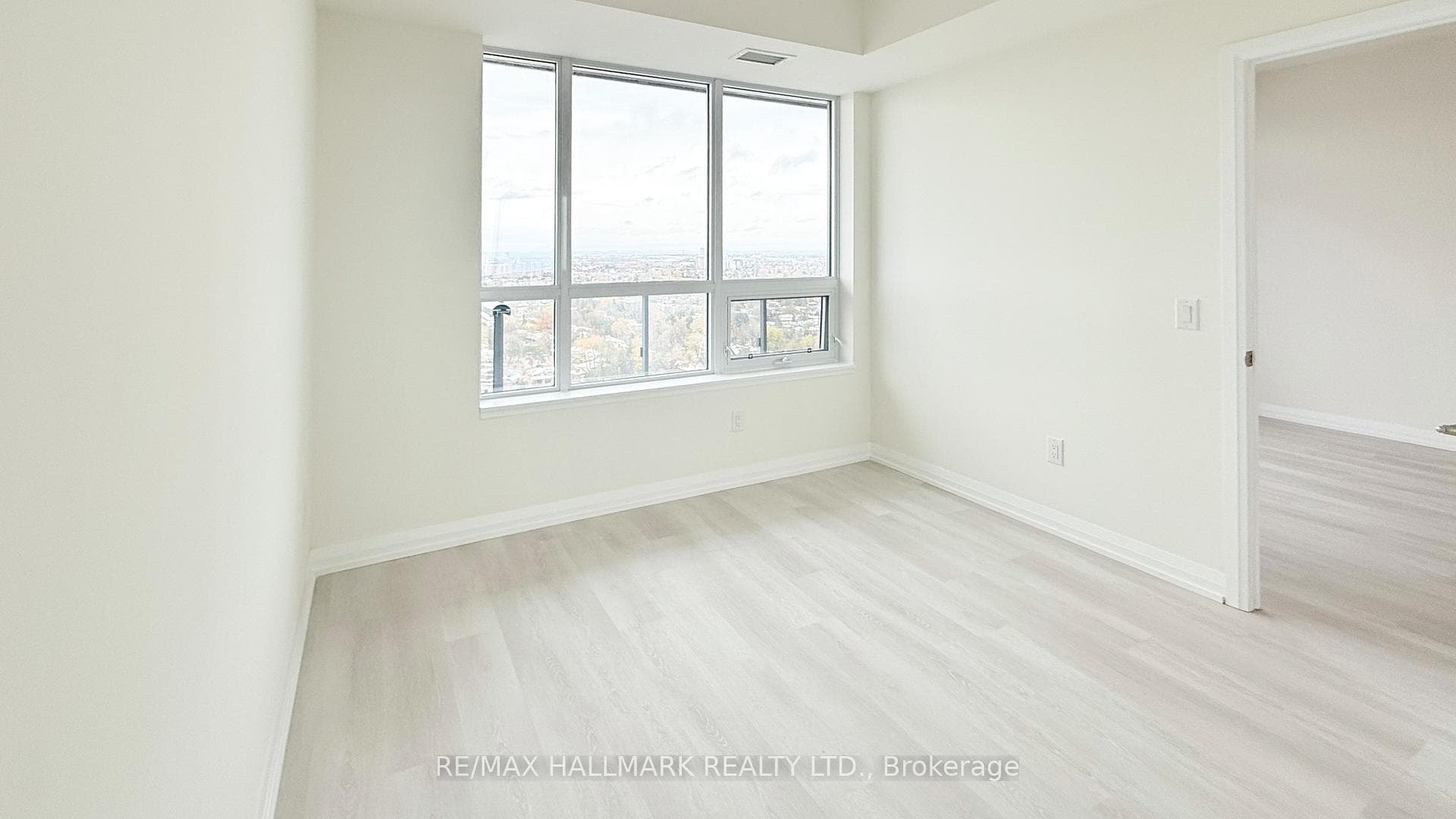 3260 Sheppard Avenue Unit 2203 photo 21