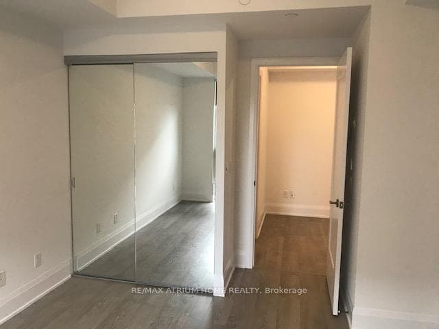 101 Erskine Avenue Unit 1301 photo 8