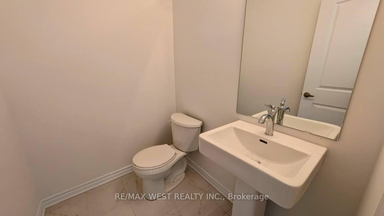 2nd Floor Powder Room