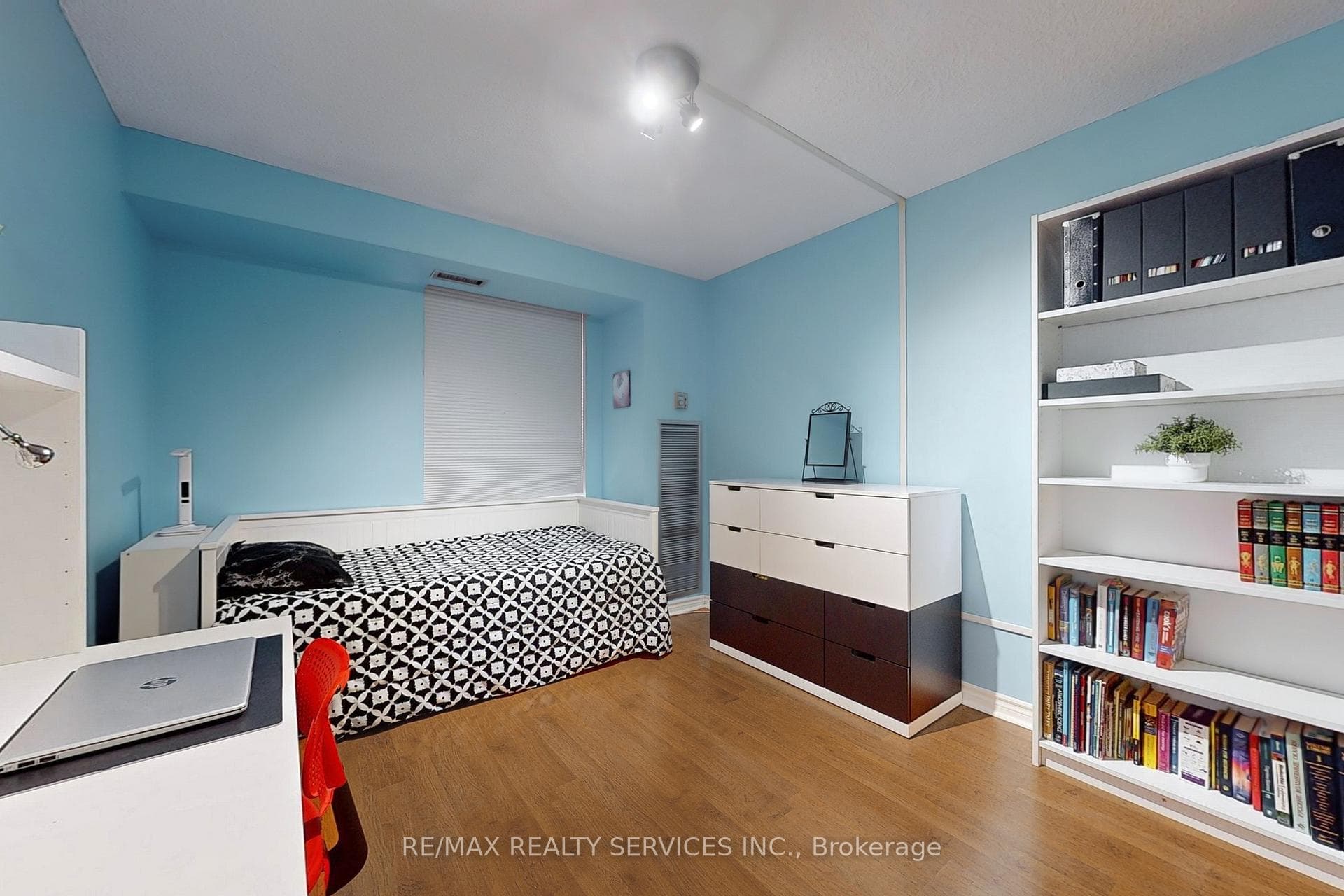 5 Lisa Street Unit 710 photo 22
