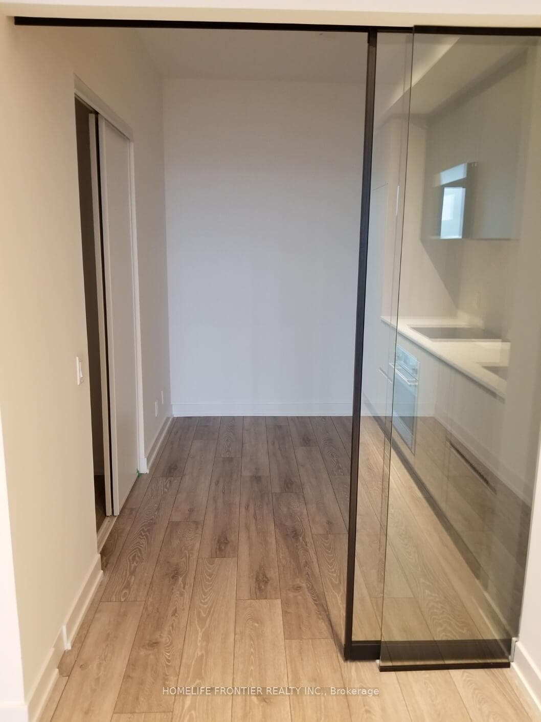 108 Peter Street Unit 3301 photo 7