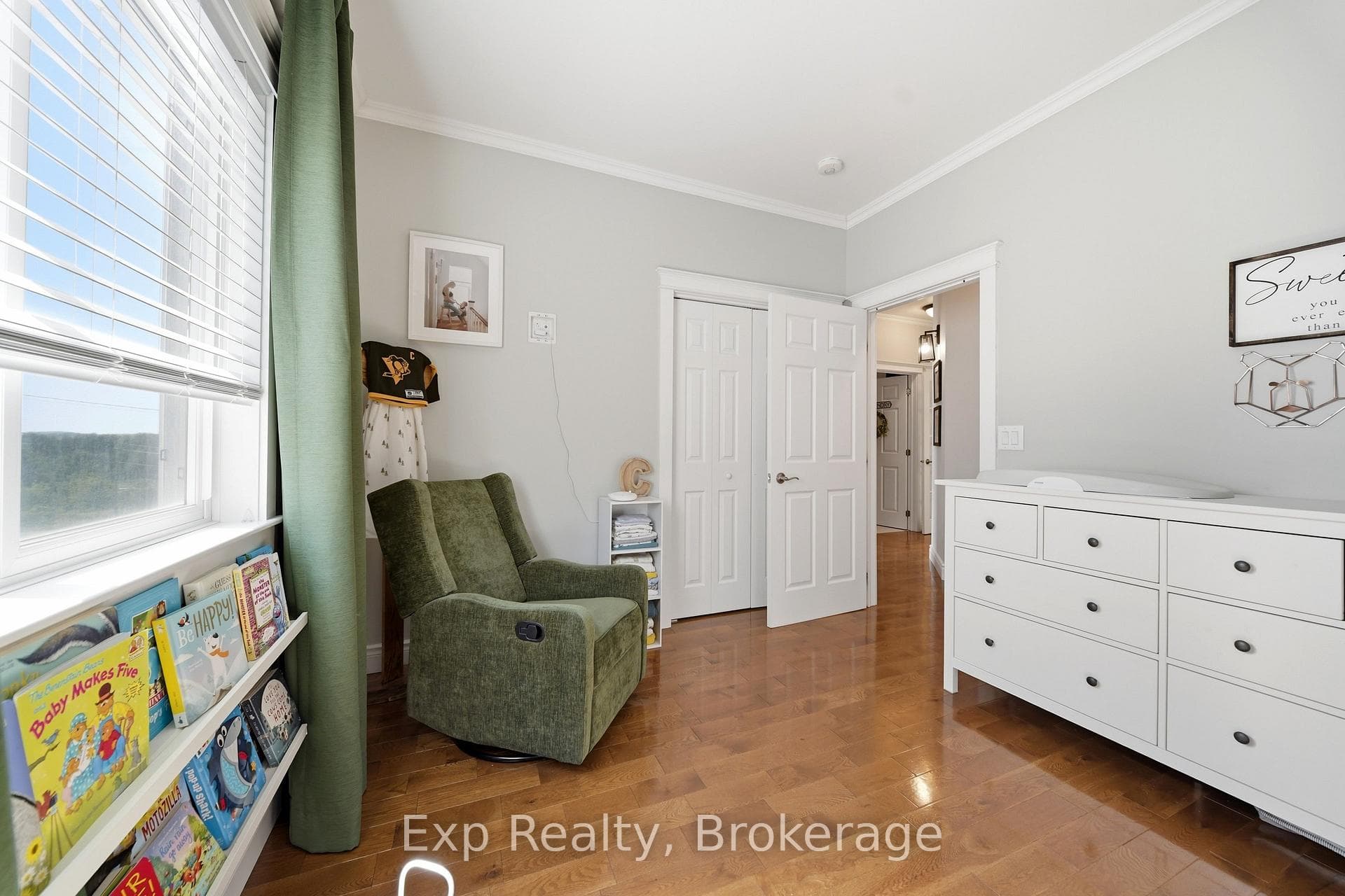 818 Palace Road photo 23