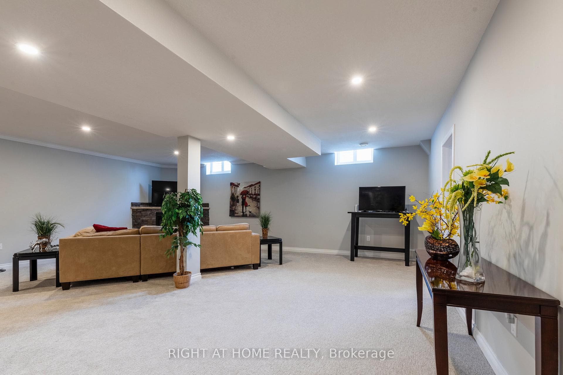 6 Bluenose Drive photo 34