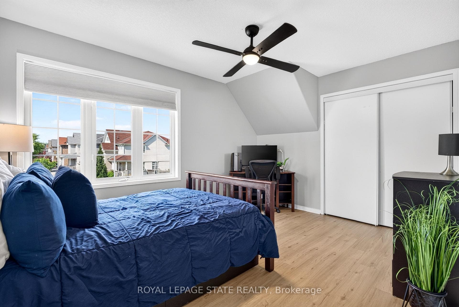 140 Fowler Drive photo 27