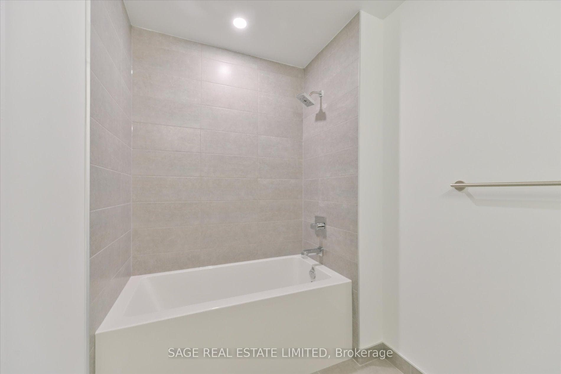 15 Richardson Street Unit 723 photo 30