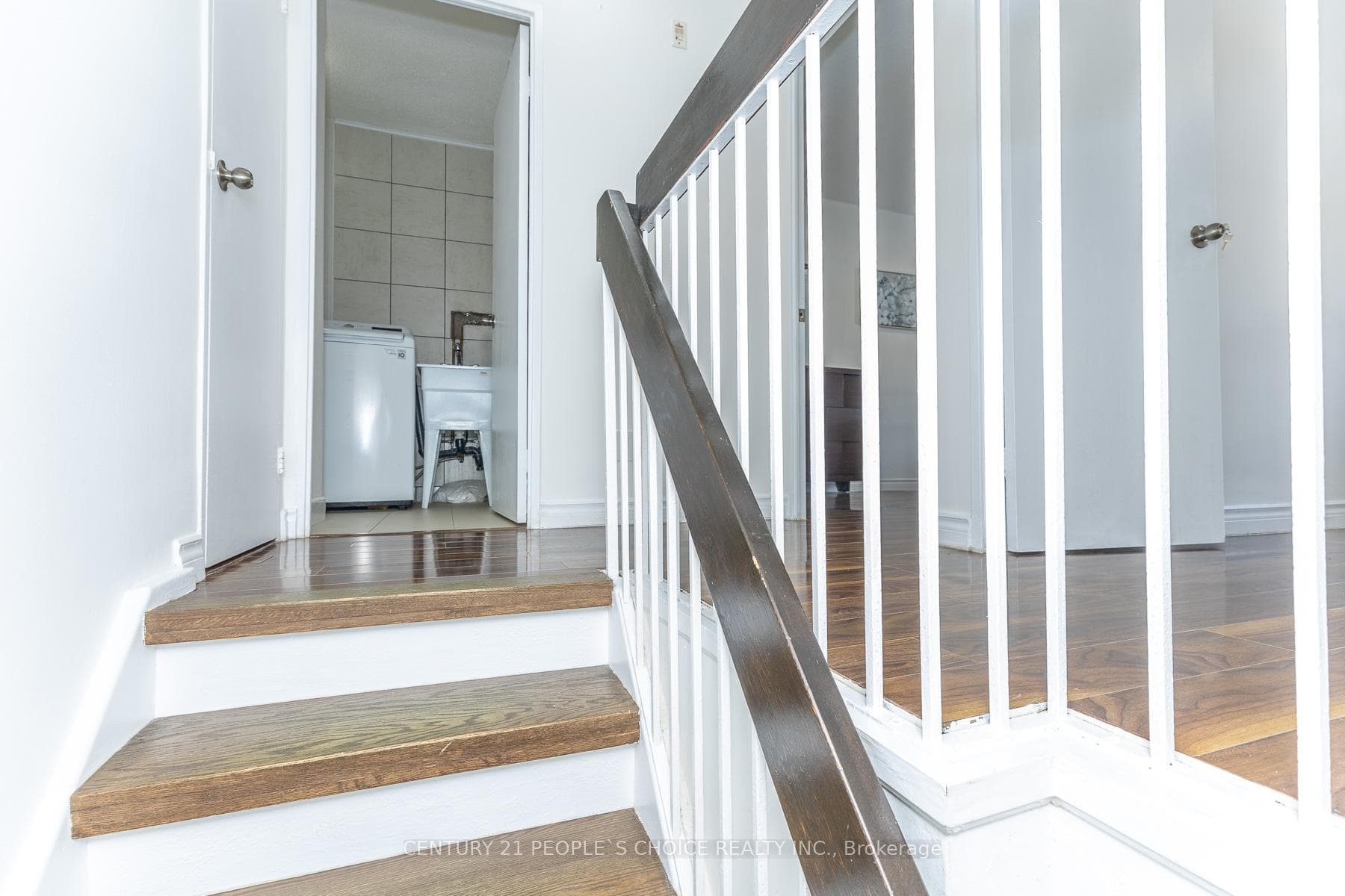 10 Eddystone Avenue Unit 106 photo 16