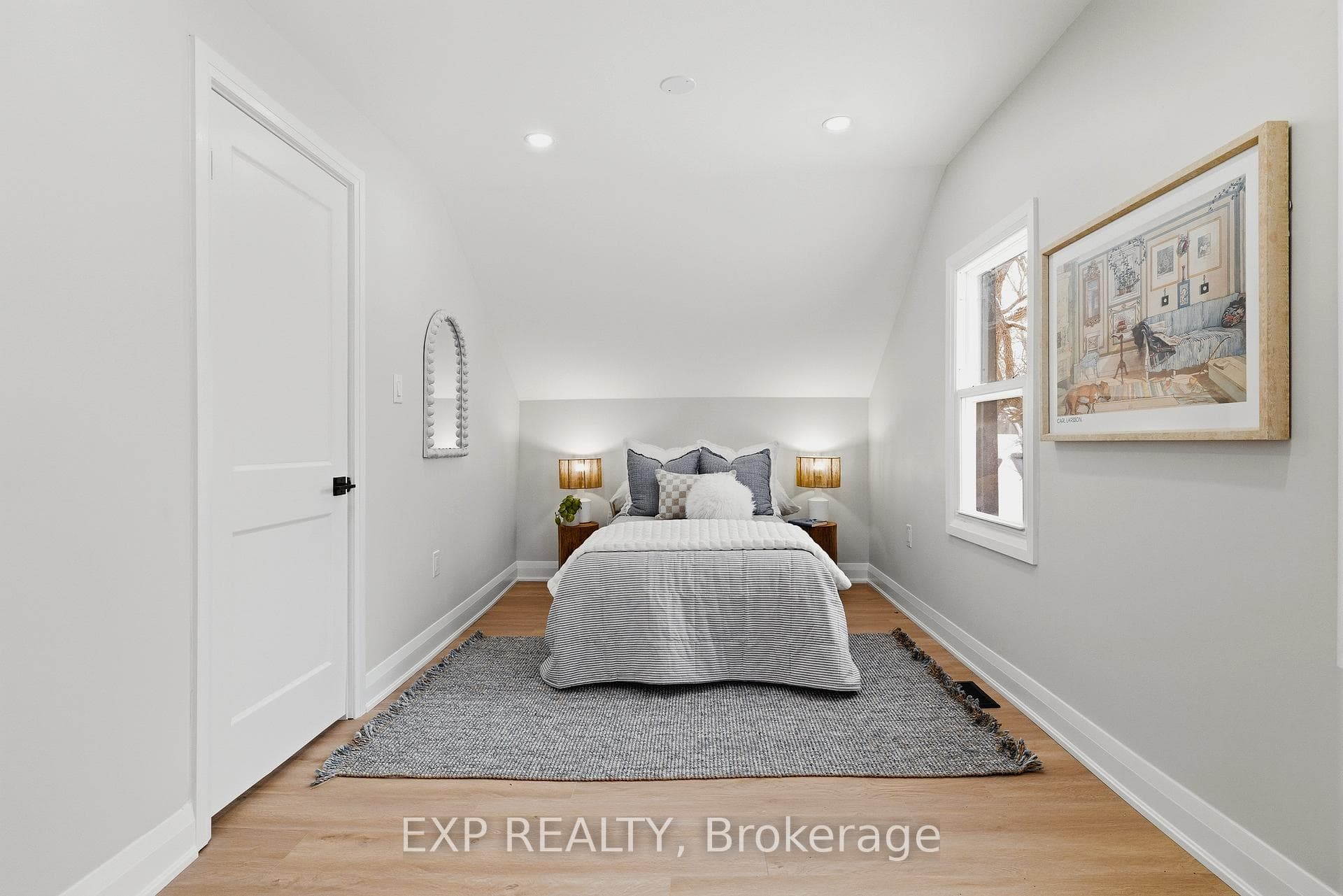 18 Foster Avenue photo 27