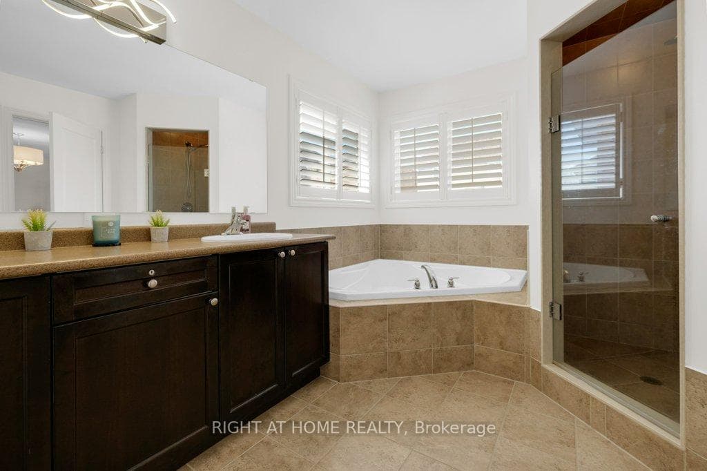 1632 Badgley Drive photo 12