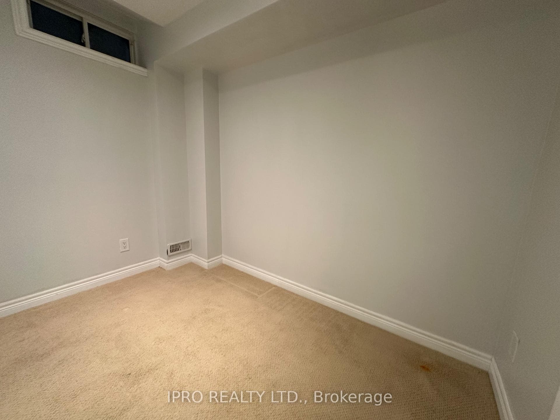 55 Meadowlark Drive photo 10