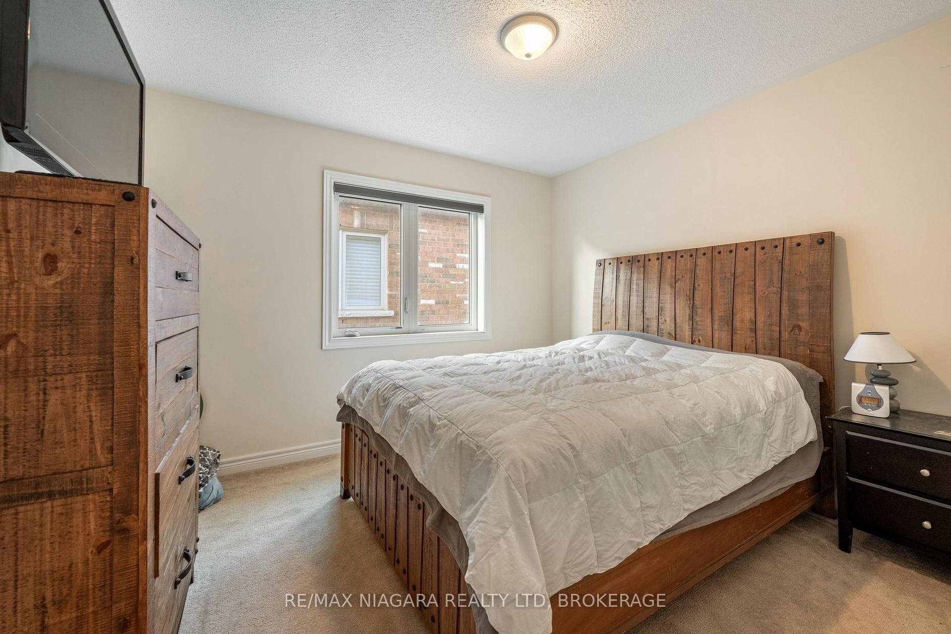 107 Keith Crescent photo 27