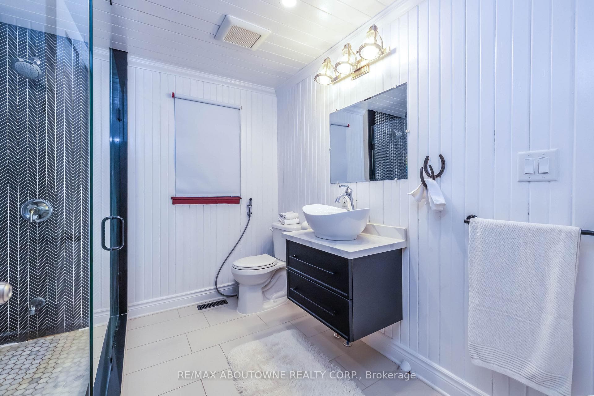 3276 Governors Road photo 24