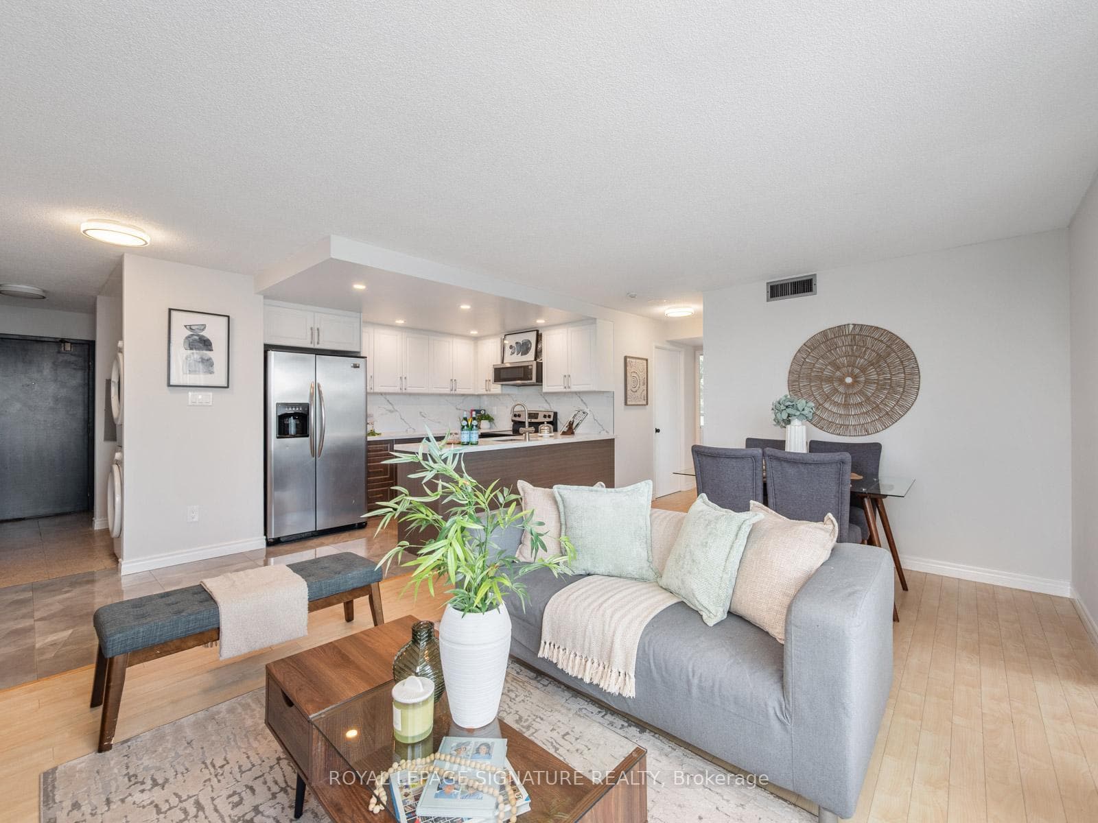 3050 Ellesmere Road Unit 519 photo 10