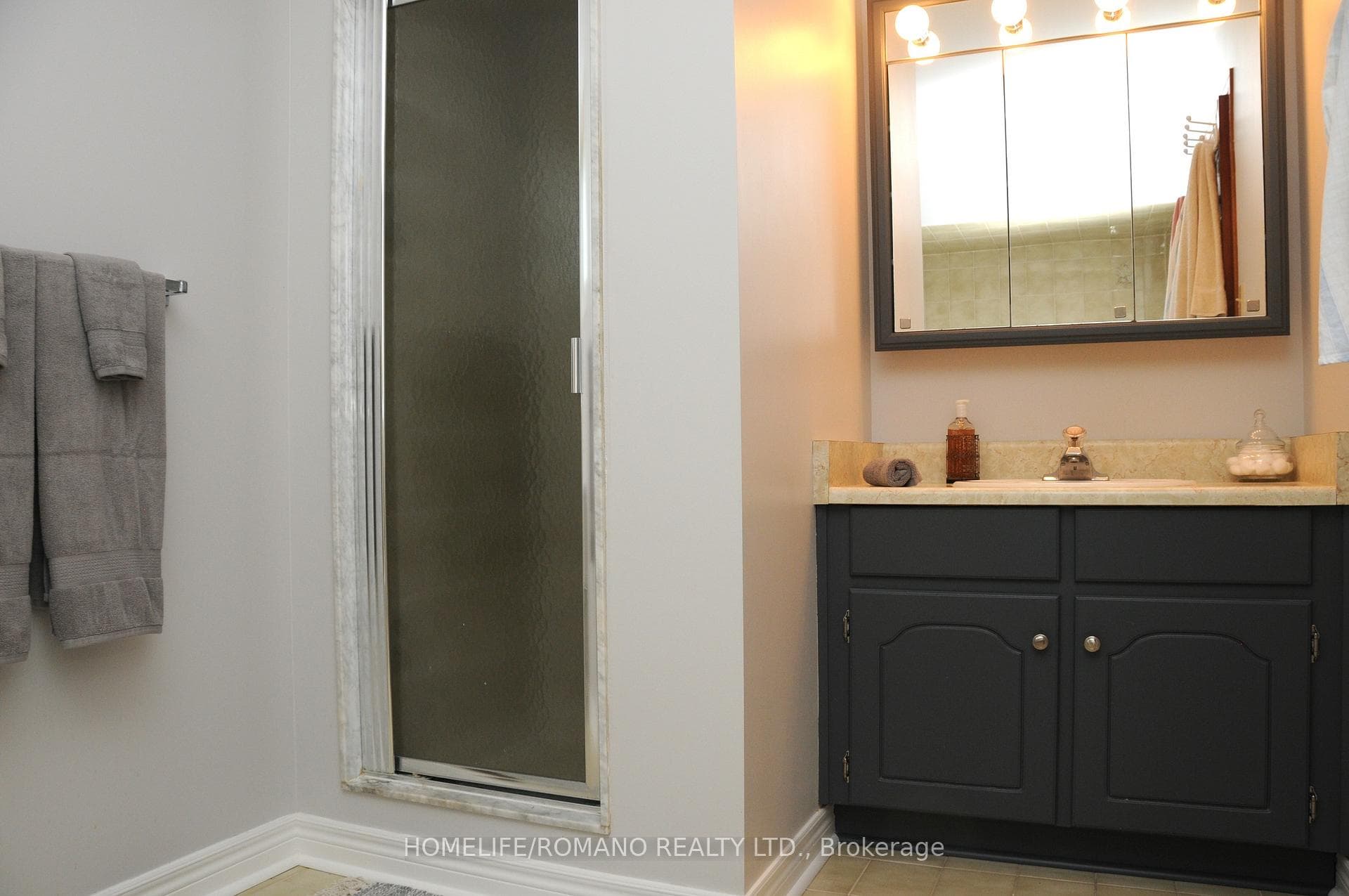 71 Turtlecreek Boulevard photo 10
