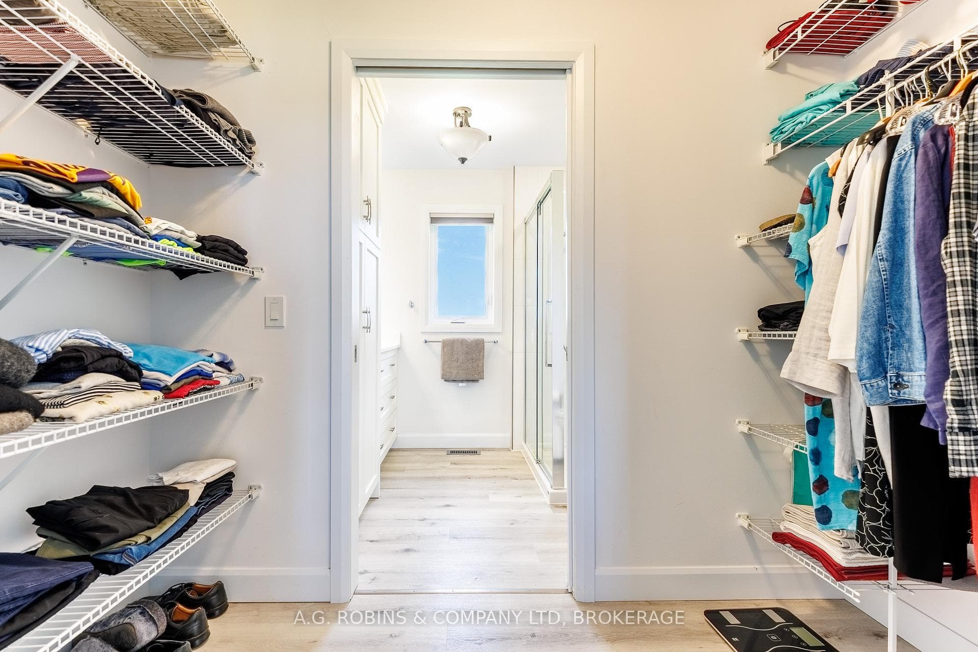 11716 LAKESHORE Road photo 30