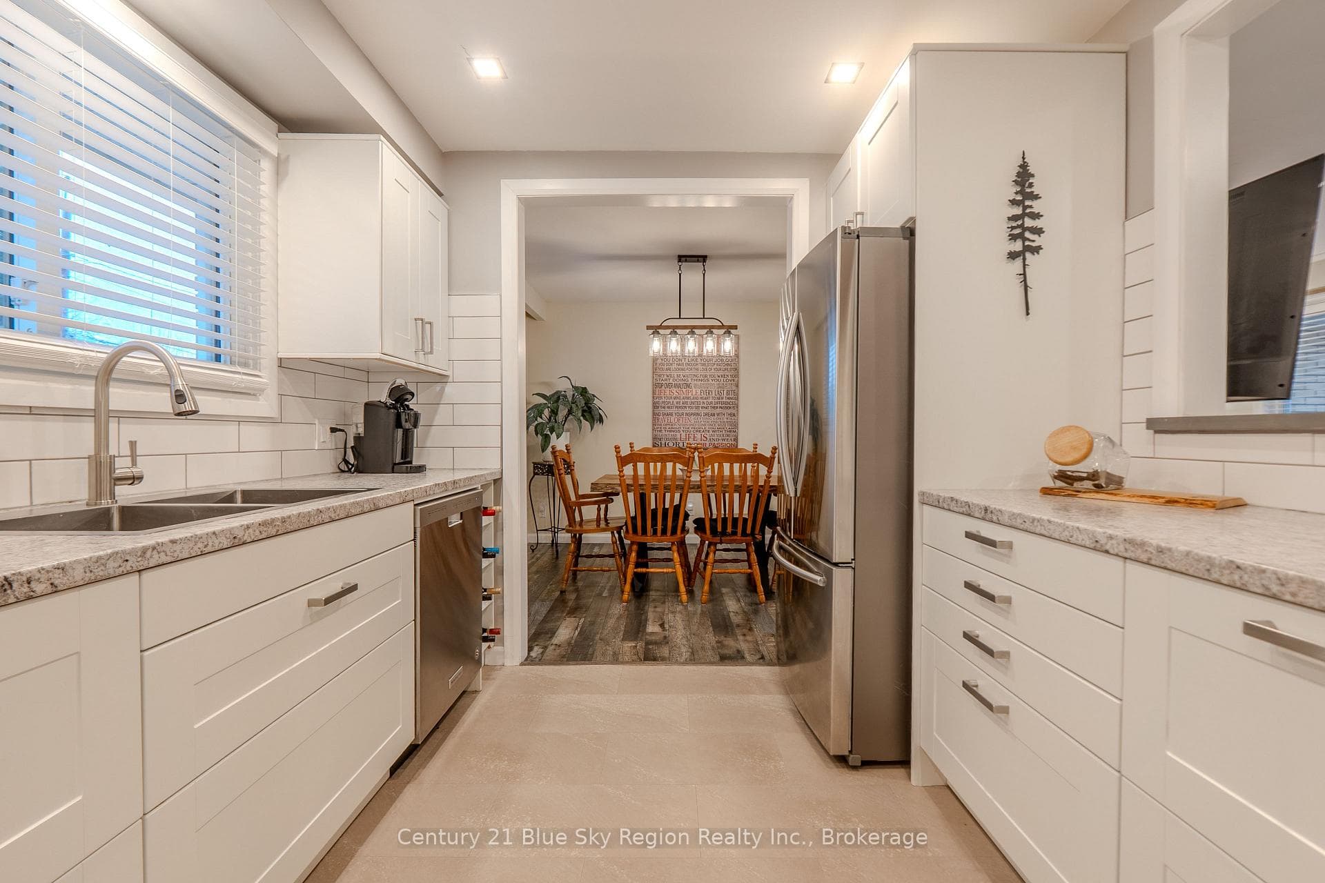 2518 Sandra Avenue photo 13