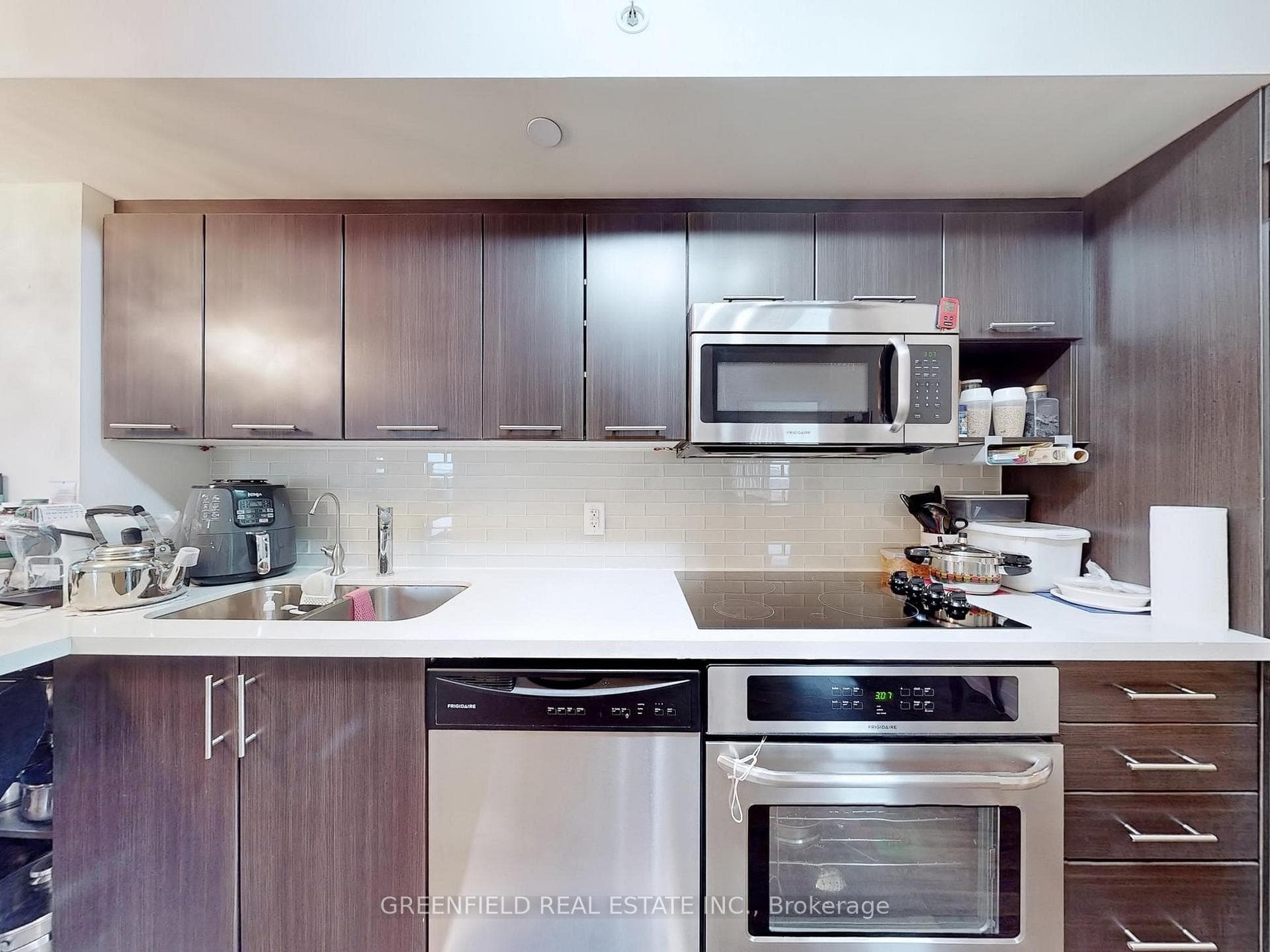 565 Wilson Avenue Unit 709 W photo 8