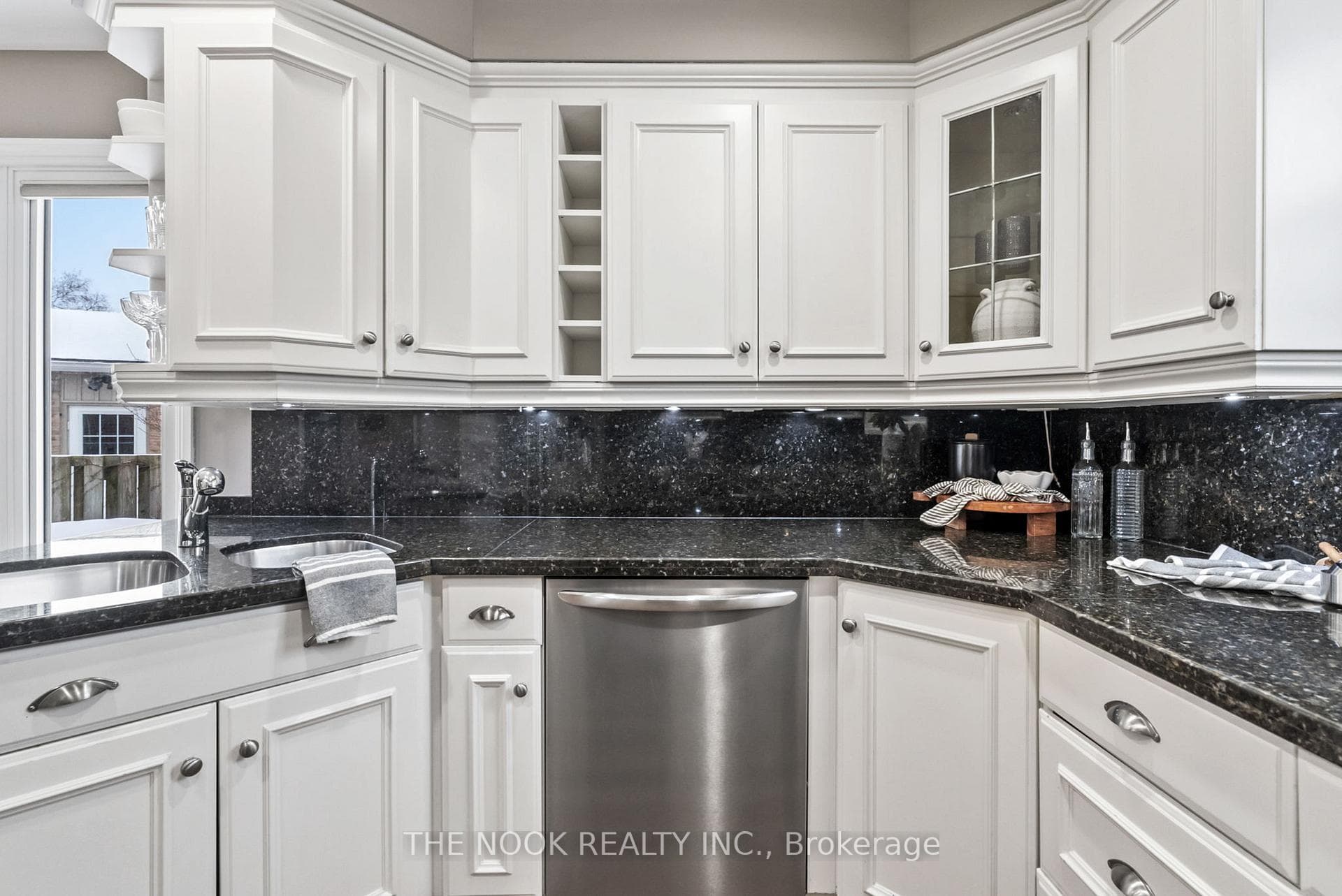 18 Colette Drive photo 15