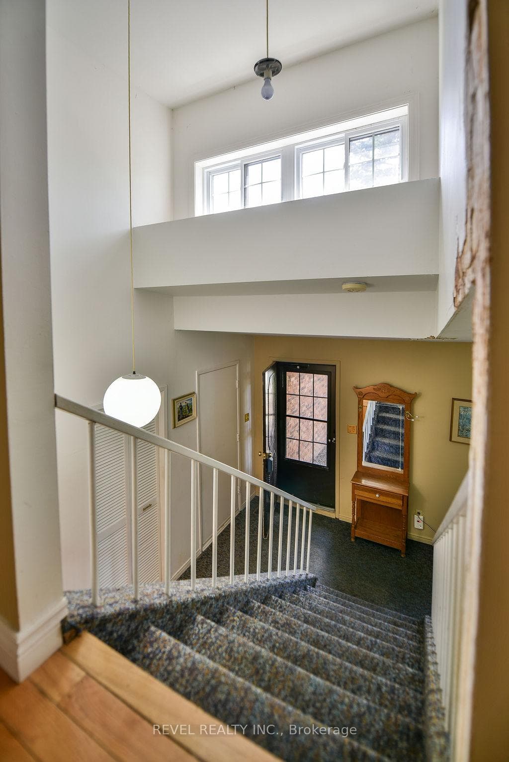 222 Earl Street photo 22