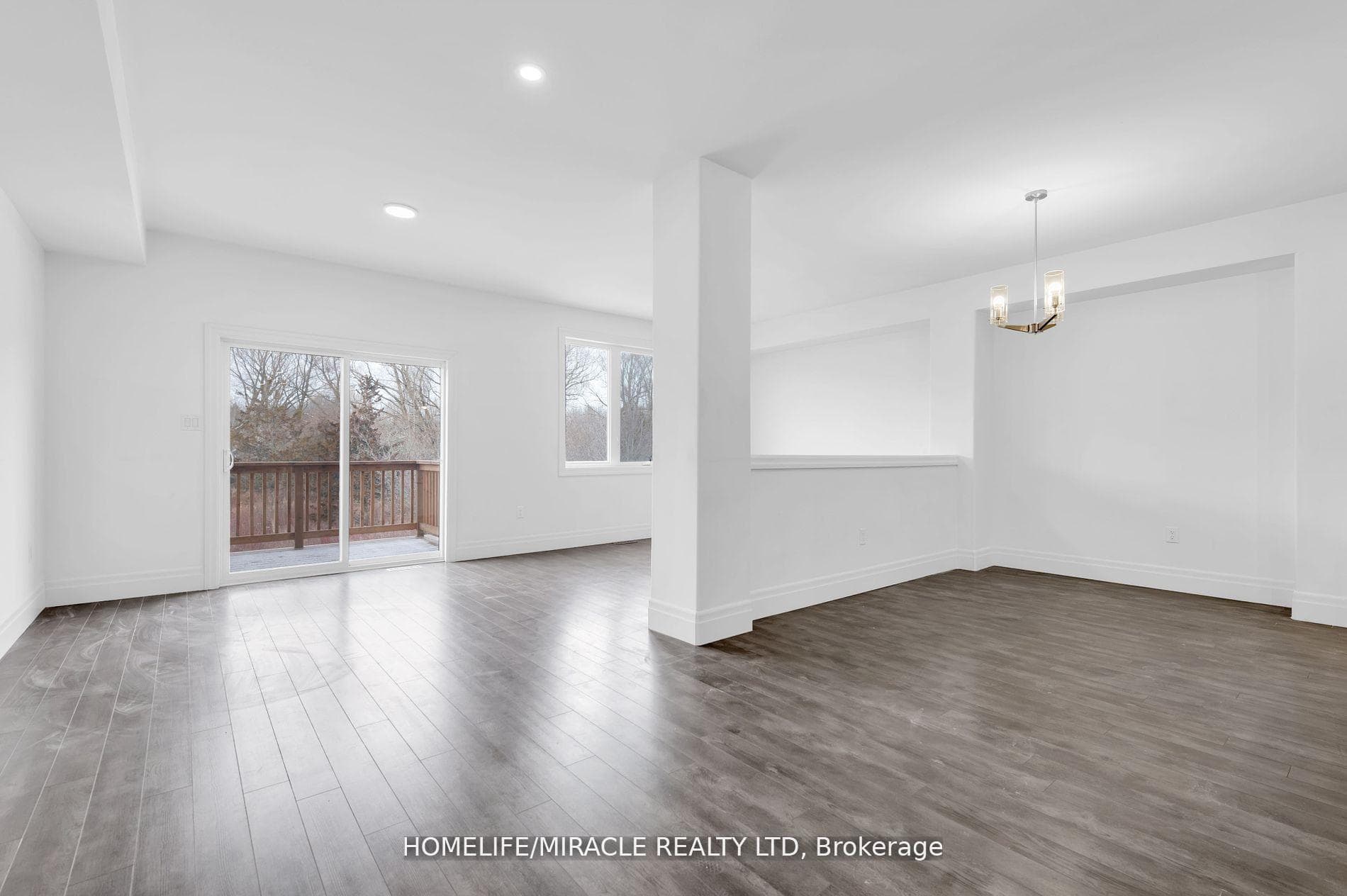 85 Markland E Picton Avenue photo 10