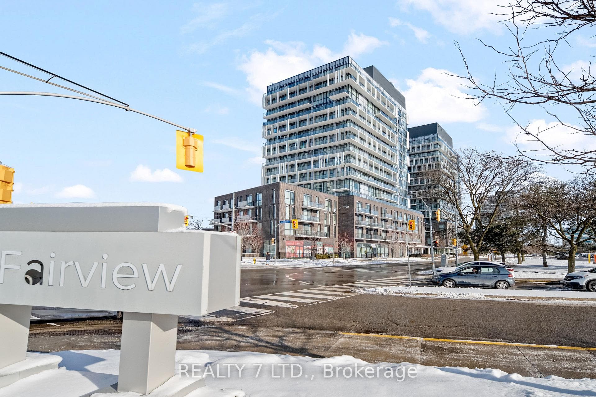 128 Fairview Mall Drive Unit 1207 photo 3