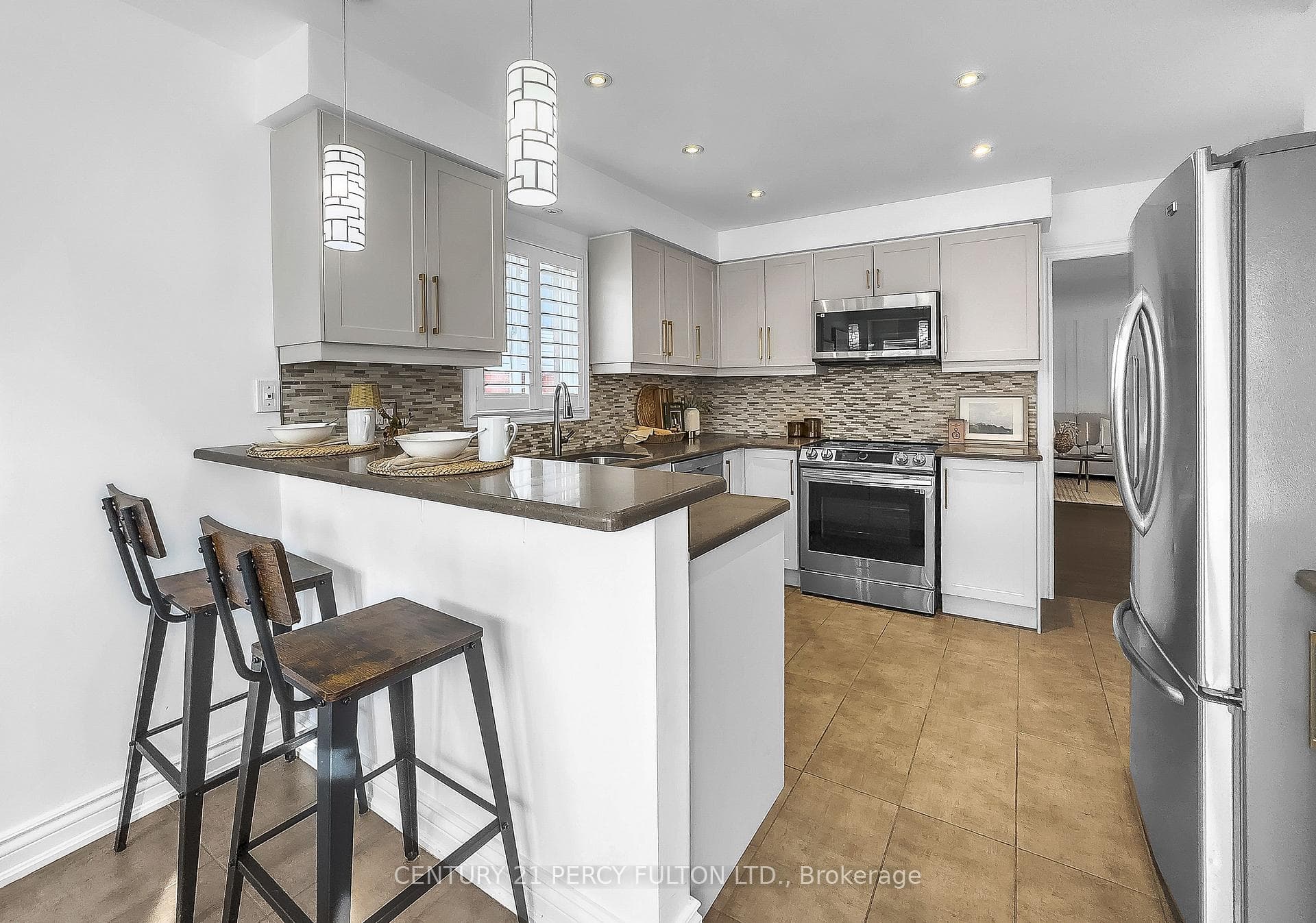 40 Southwell Avenue photo 15