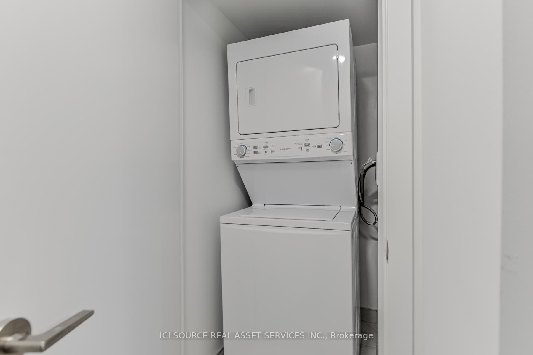 1480 Bayly Street Unit 210 photo 16