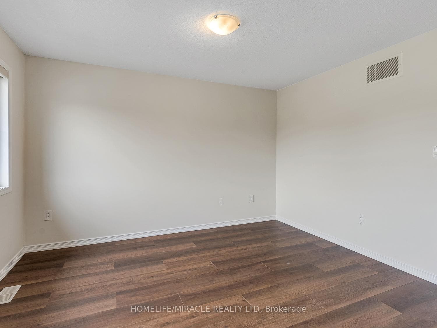 278 BEDROCK Drive photo 33