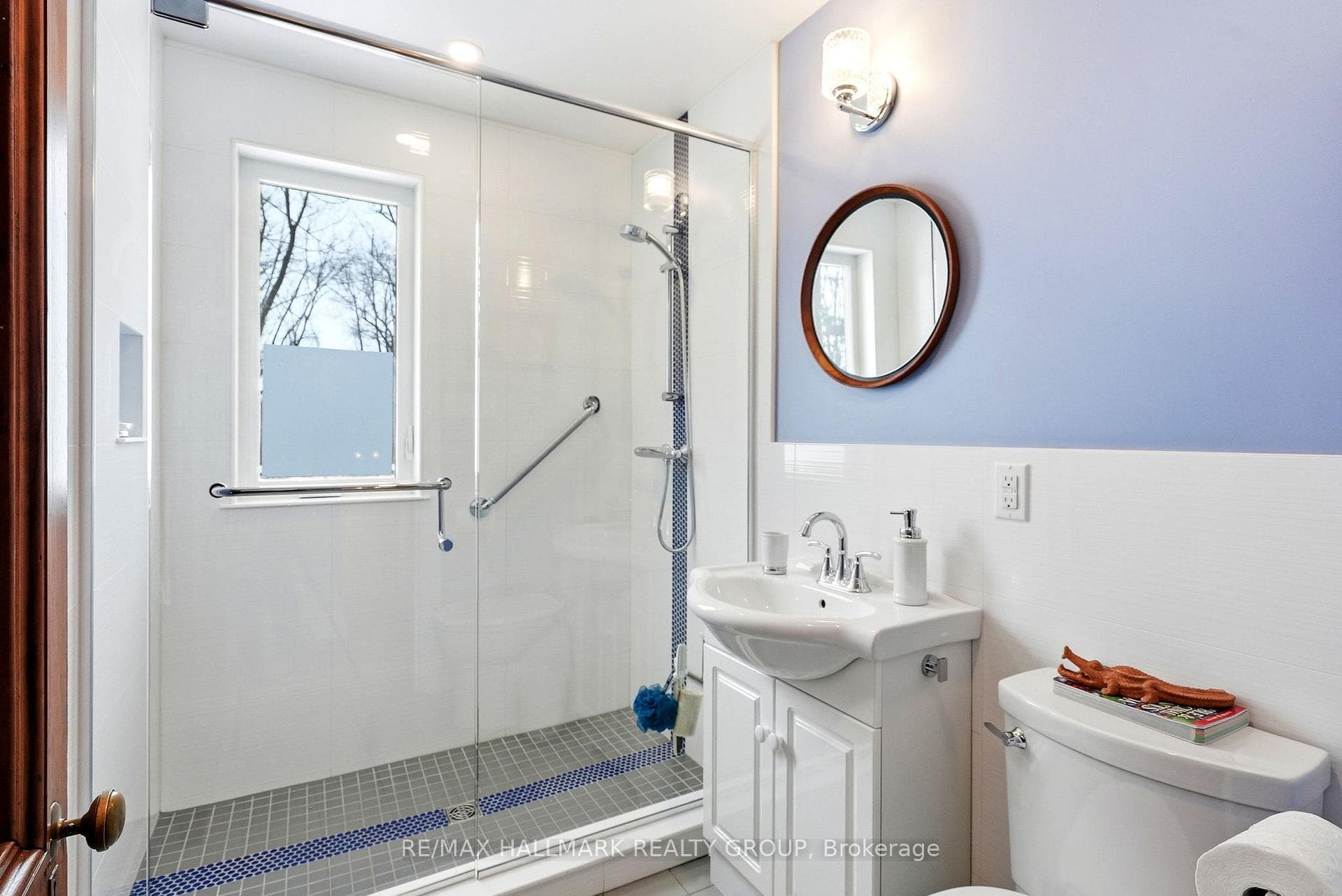 53 Scrivens Street photo 16