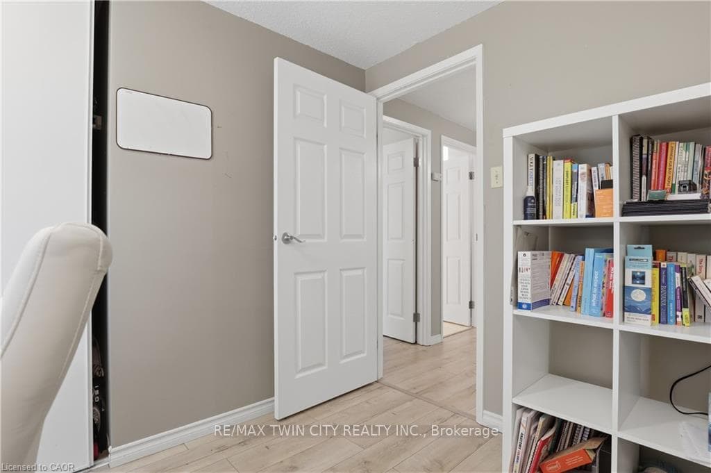 255 Northlake Drive Unit 15 photo 21