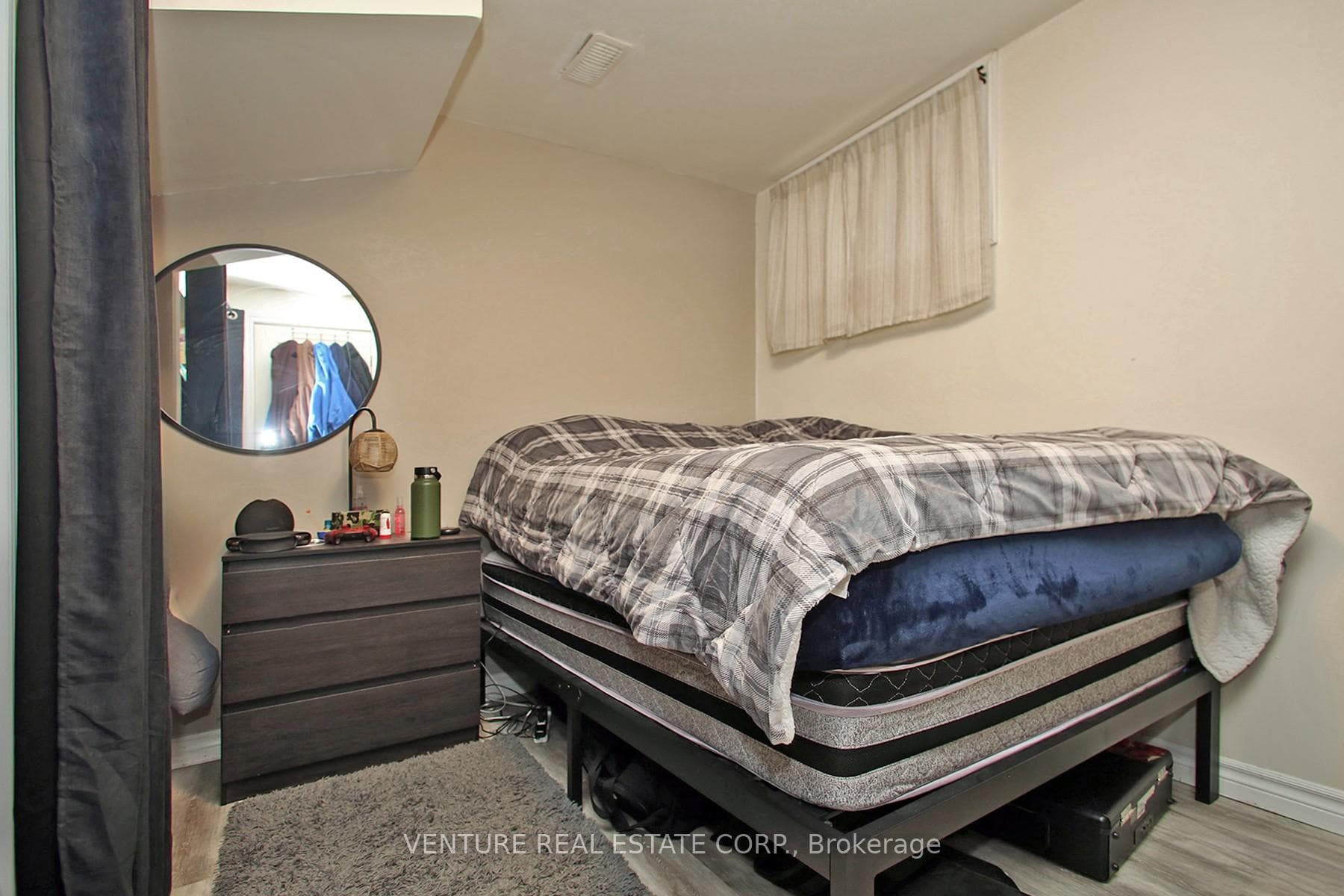 1023 Barton Avenue photo 14