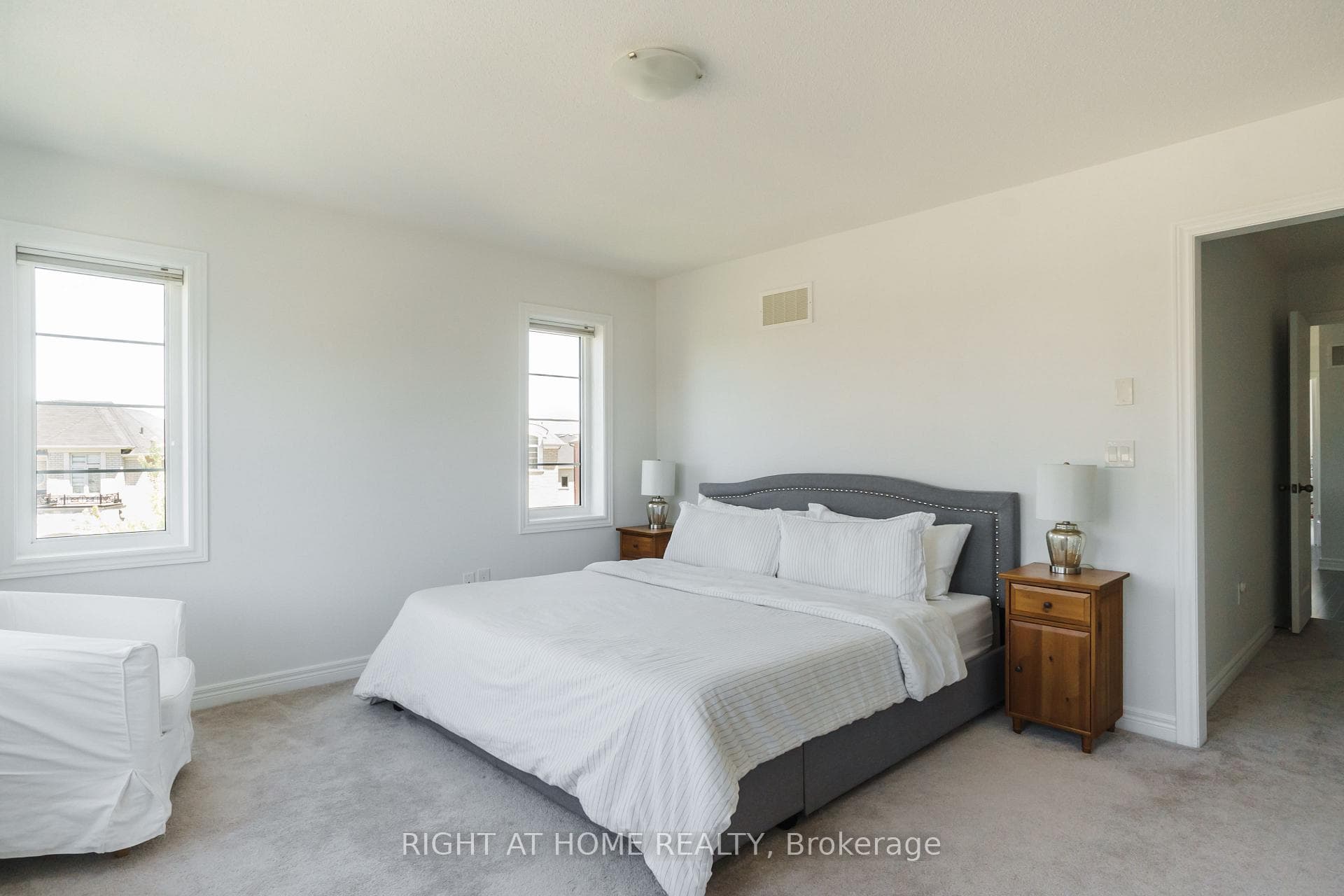 47 Foxberry Road photo 20
