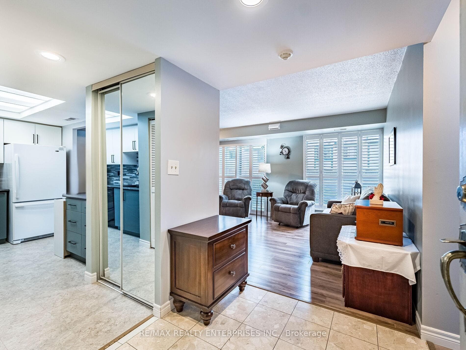 3267 King Street Unit 105 photo 4