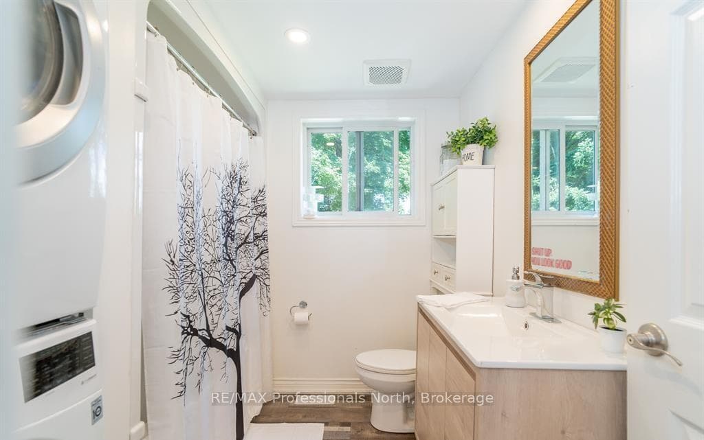 899 KATRINE Road photo 18