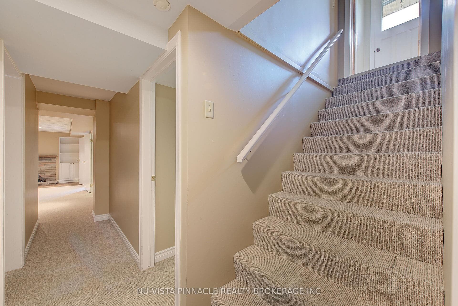 21752 Richmond Street photo 26