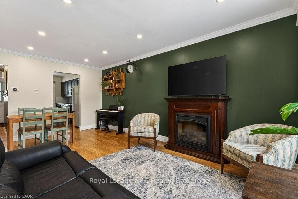158 Dufferin Avenue photo 16