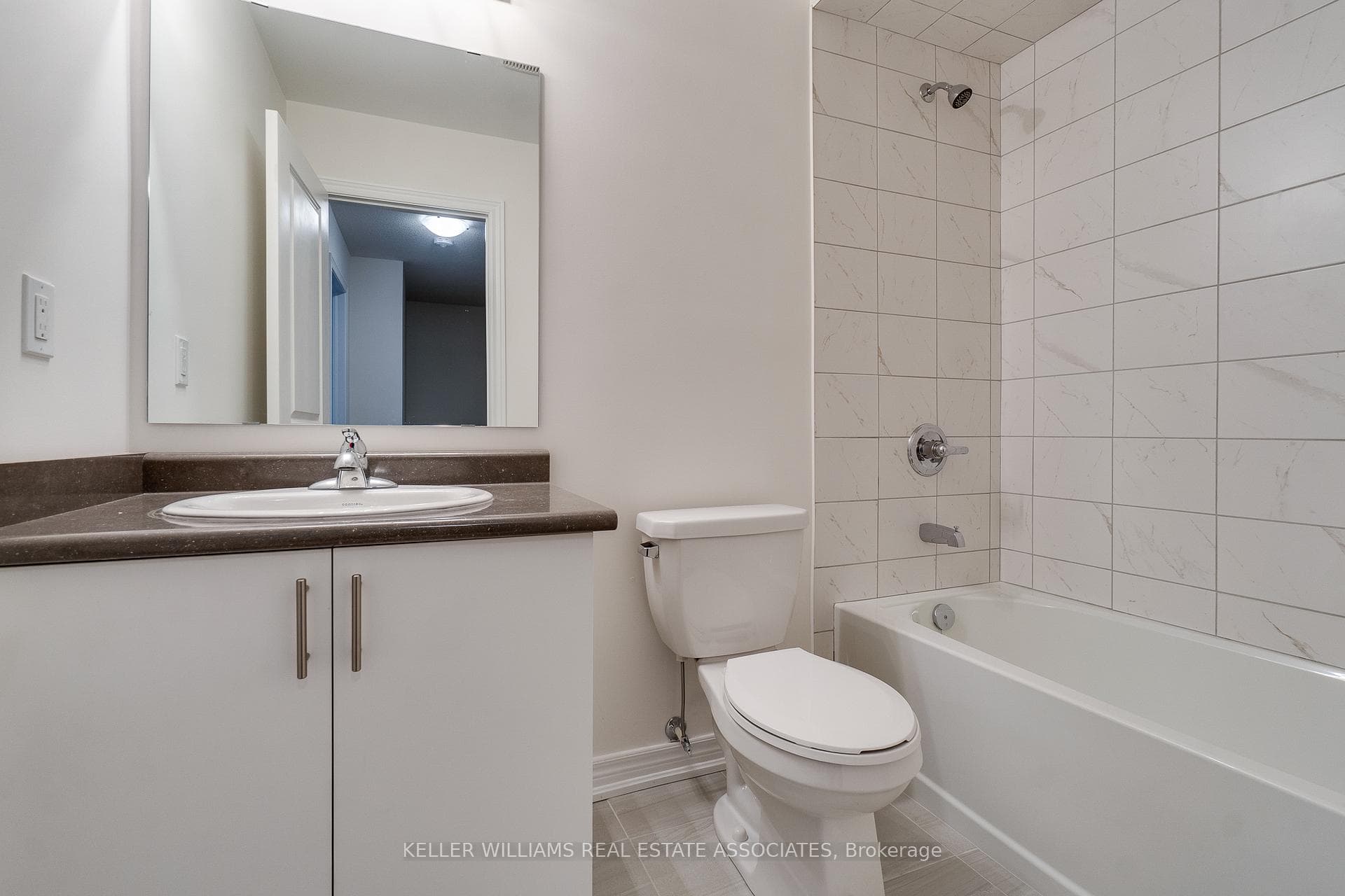 6 Jellicoe Court photo 25