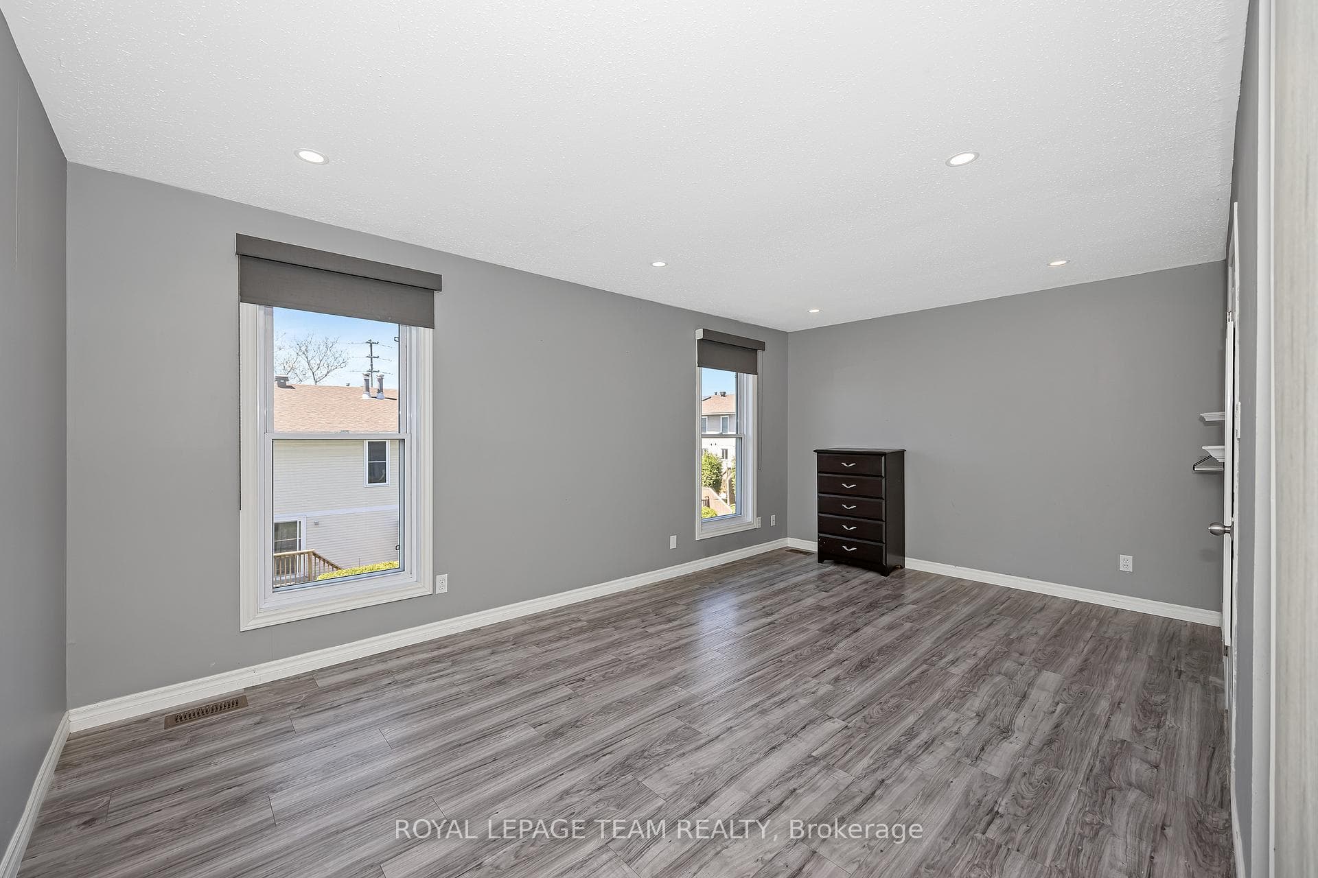 276 Dalehurst Drive Unit C photo 18