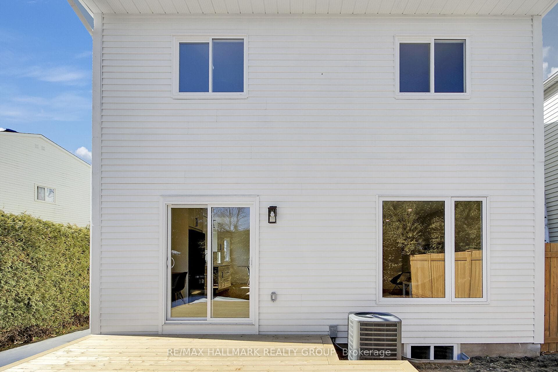 26 Raftus Square photo 38