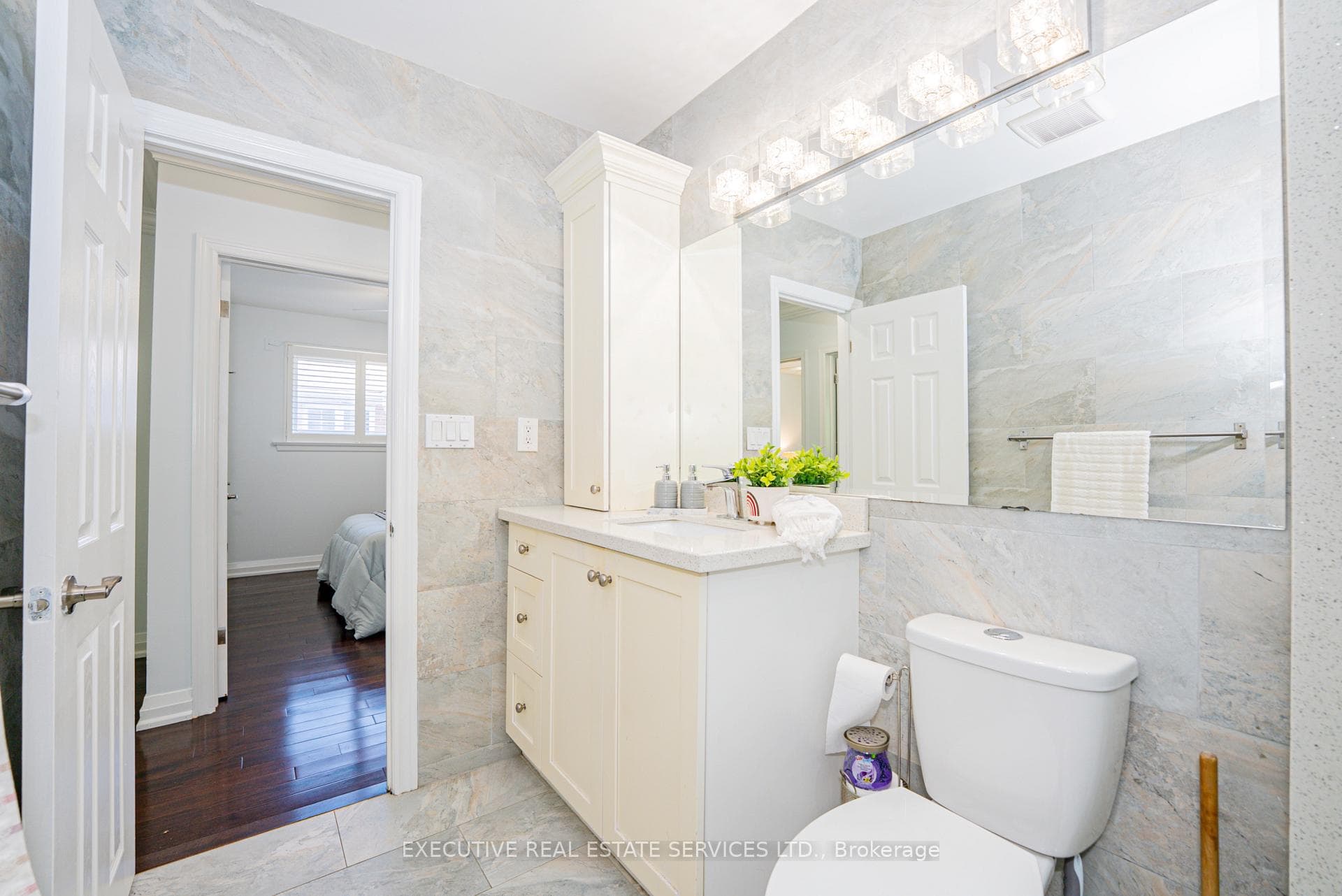 37 Ravenview Drive photo 33